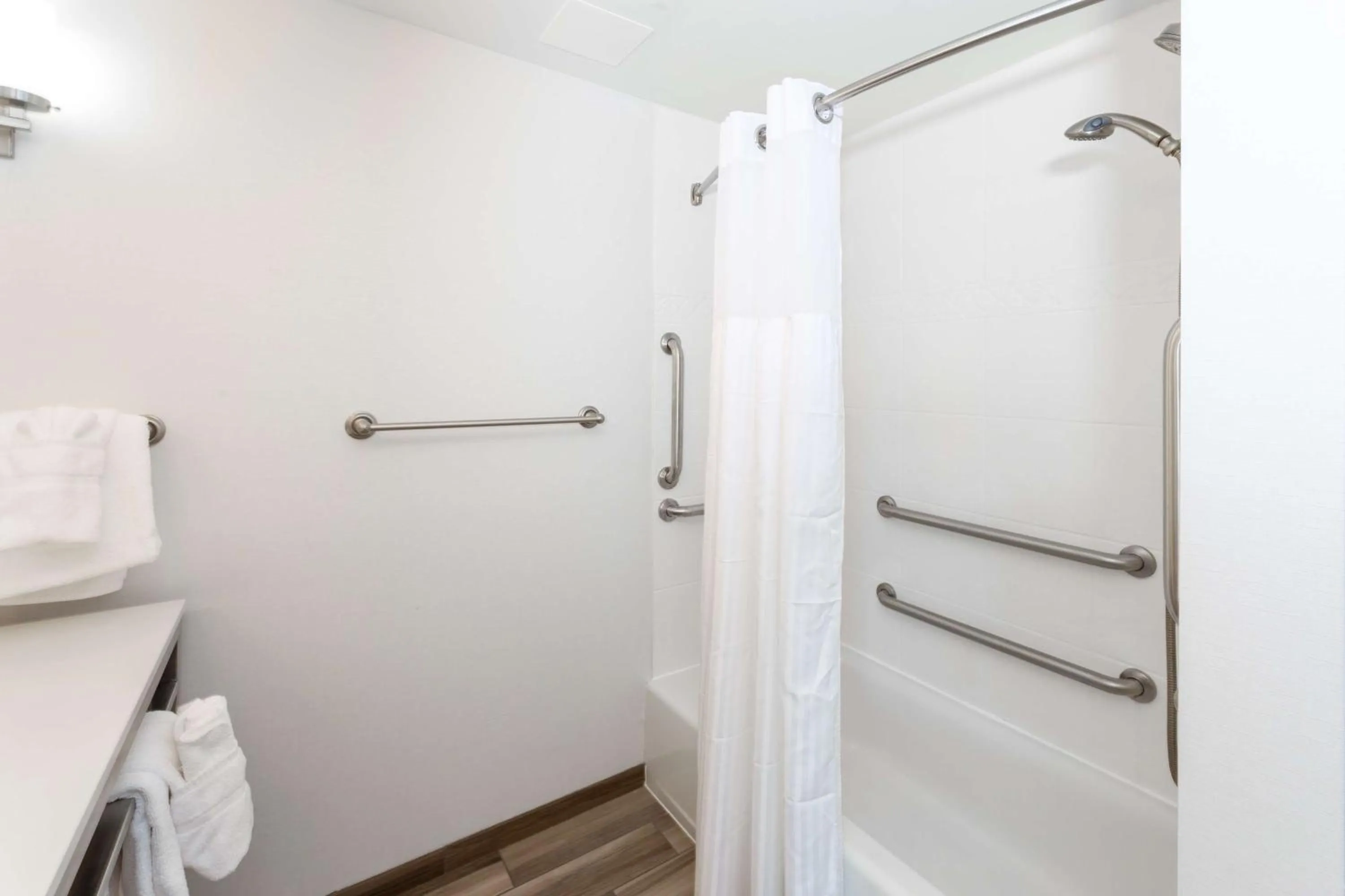 Bathroom in Hilton Garden Inn Asheville Downtown