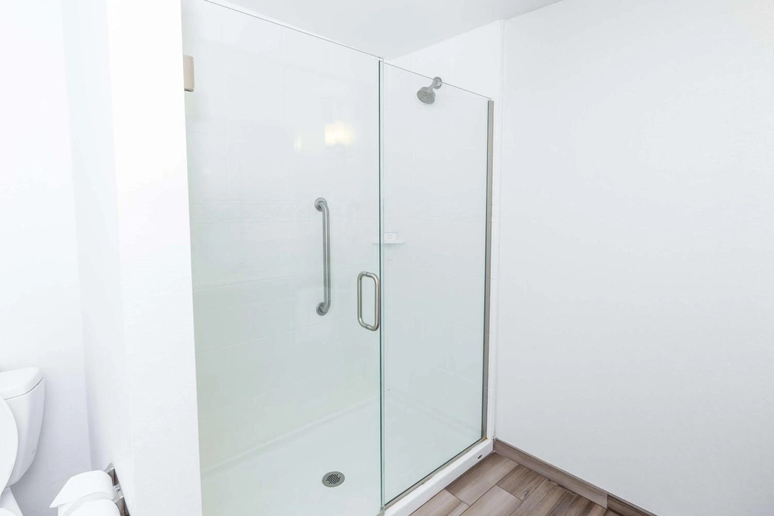 Bathroom in Hilton Garden Inn Asheville Downtown