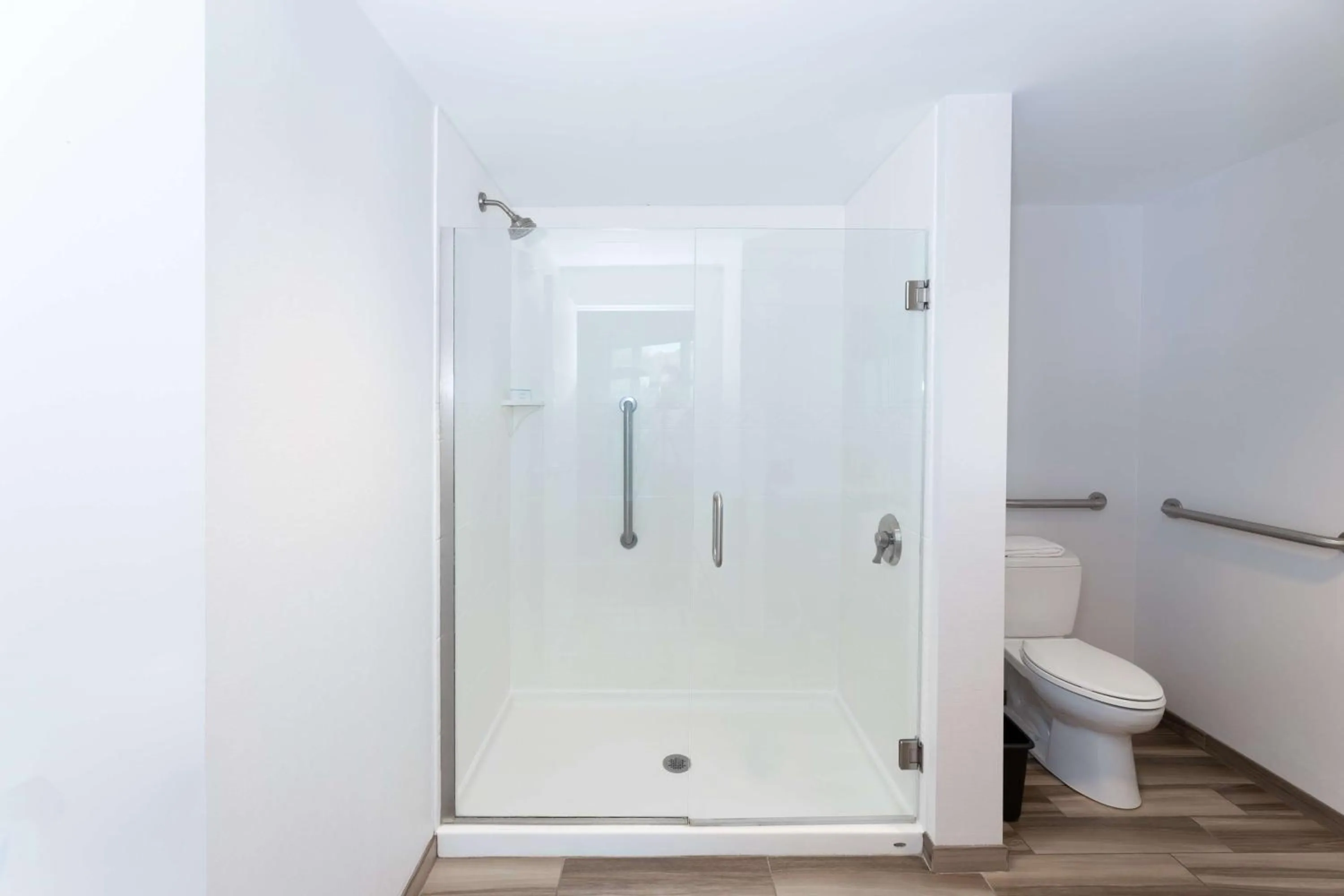 Bathroom in Hilton Garden Inn Asheville Downtown