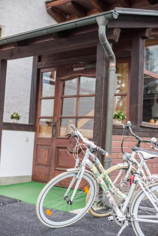 Facade/entrance in Gasthaus zur Waldschenke