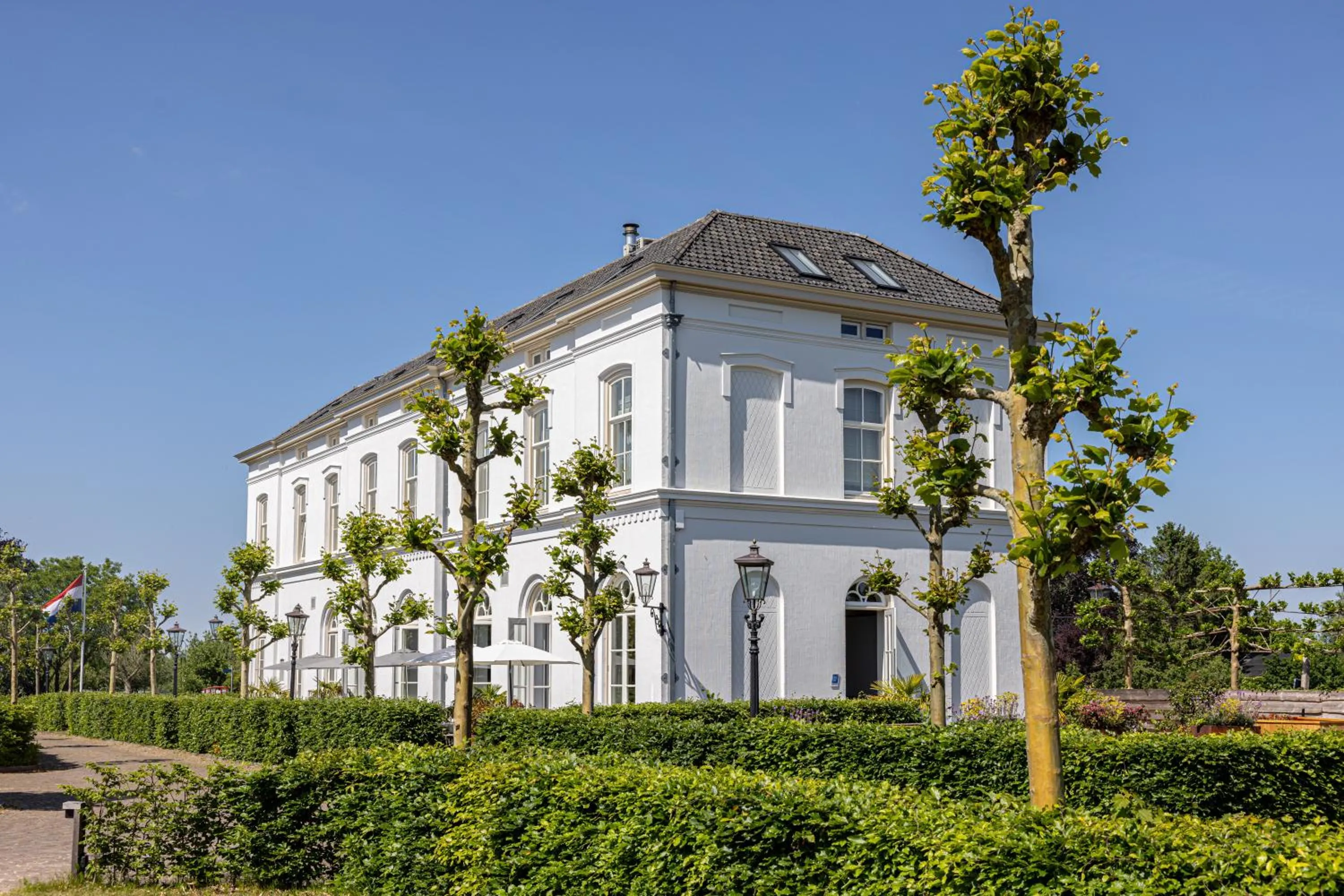 Property building in Boutique Hotel De Witte Dame