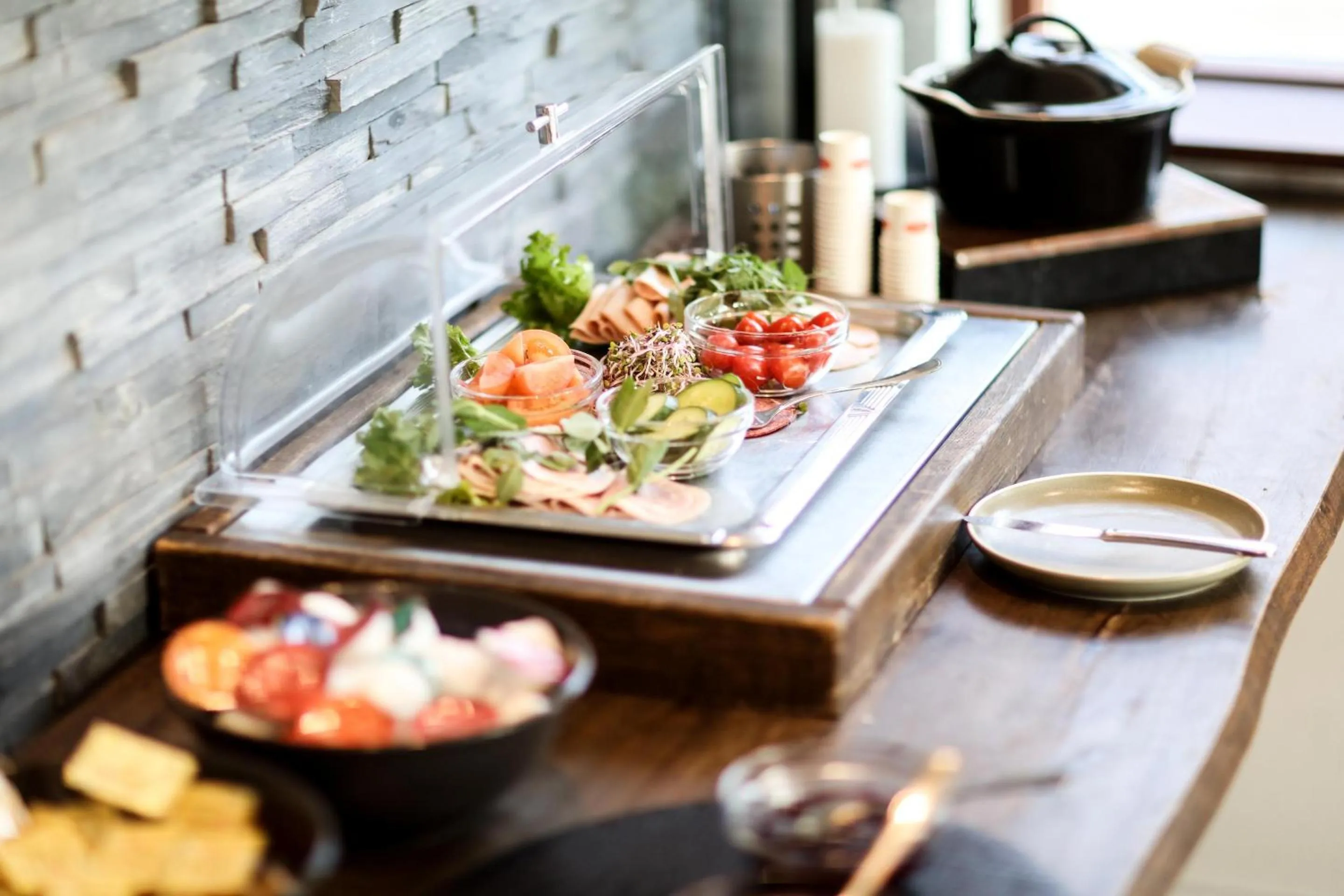 Restaurant/places to eat in Hotel Medi