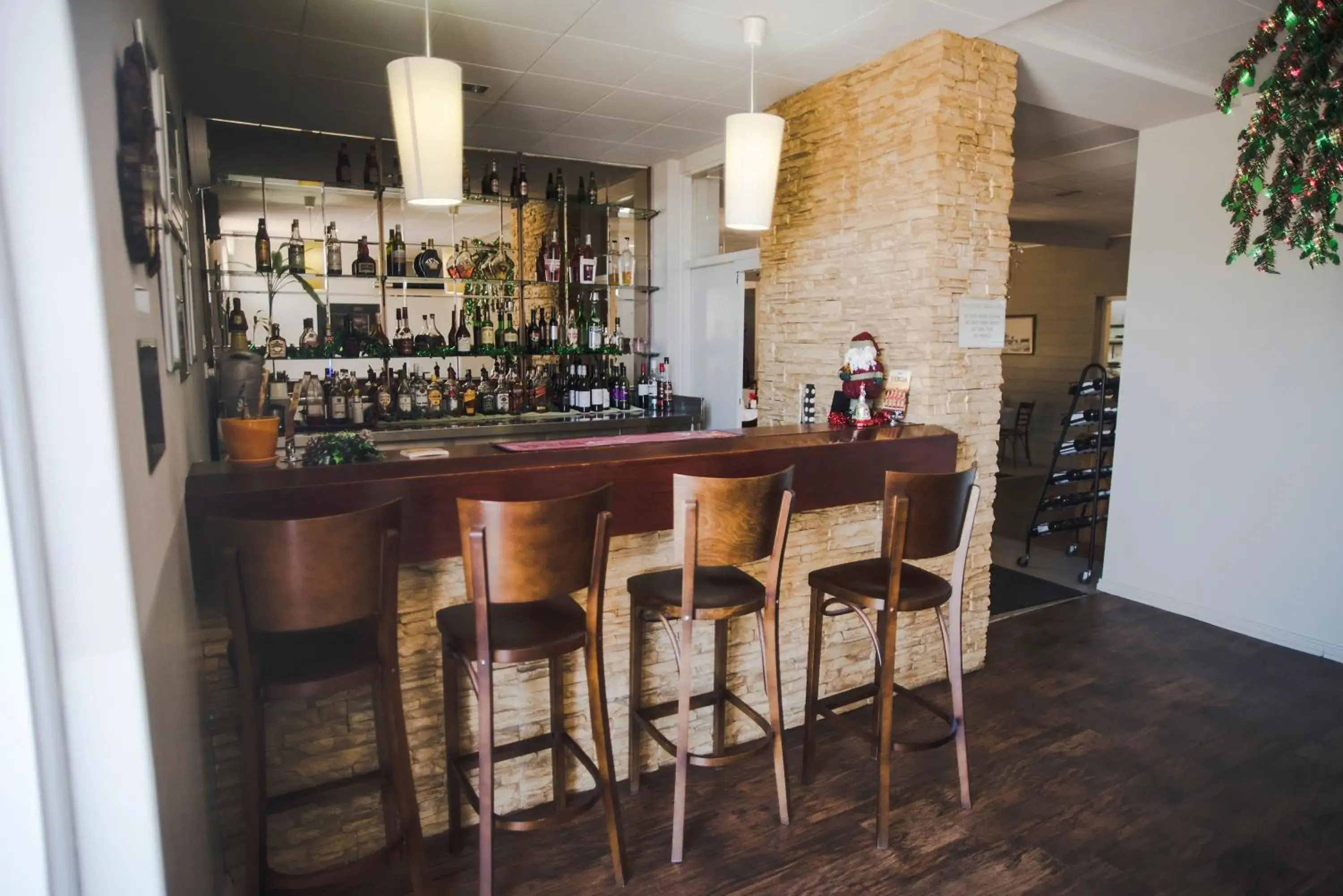 Lounge or bar in Hospitality Kalgoorlie, SureStay Collection by Best Western Lounge or bar in Hospitality Kalgoorlie, SureStay Collection by Best Western