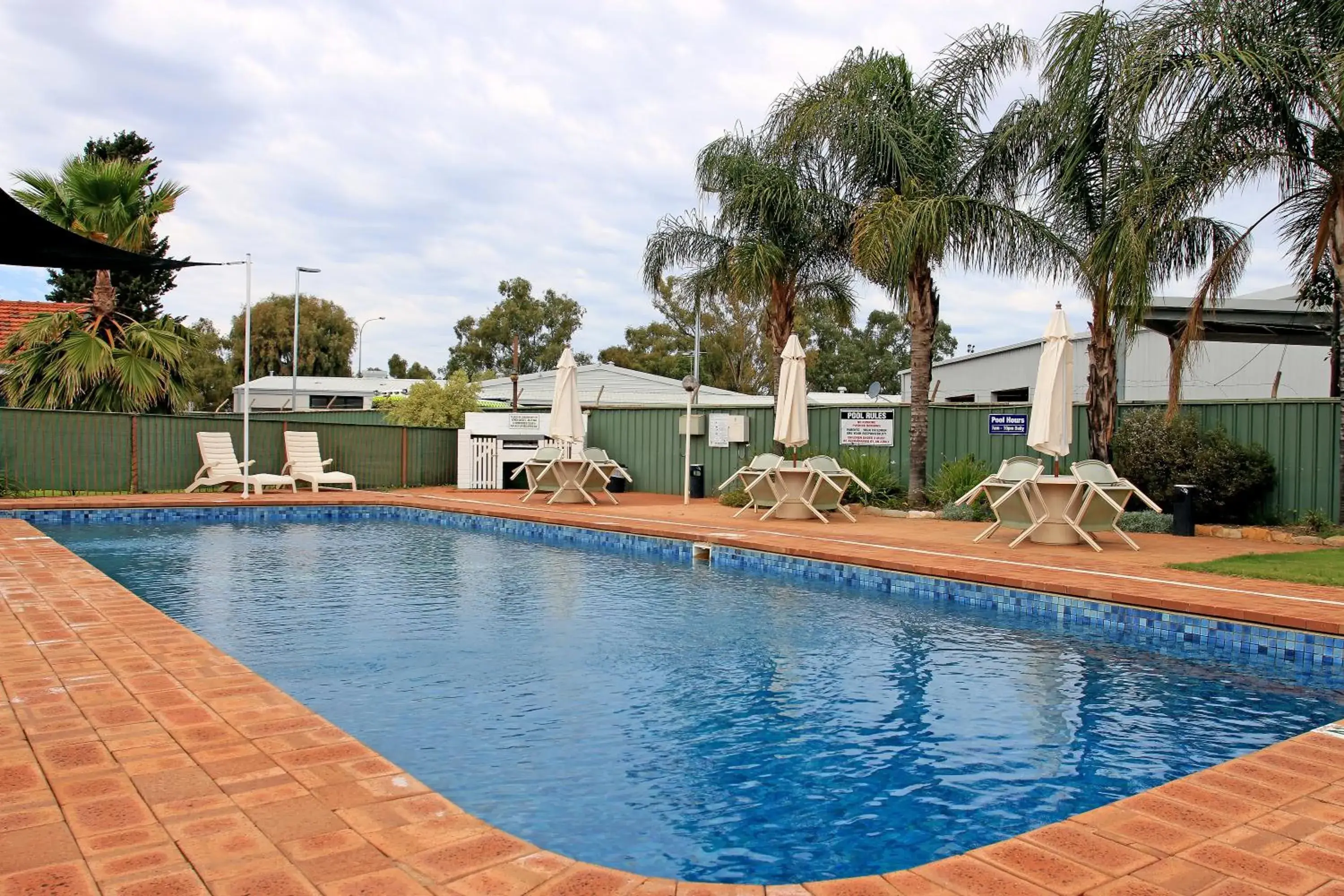 Swimming pool in Hospitality Kalgoorlie, SureStay Collection by Best Western Swimming pool in Hospitality Kalgoorlie, SureStay Collection by Best Western