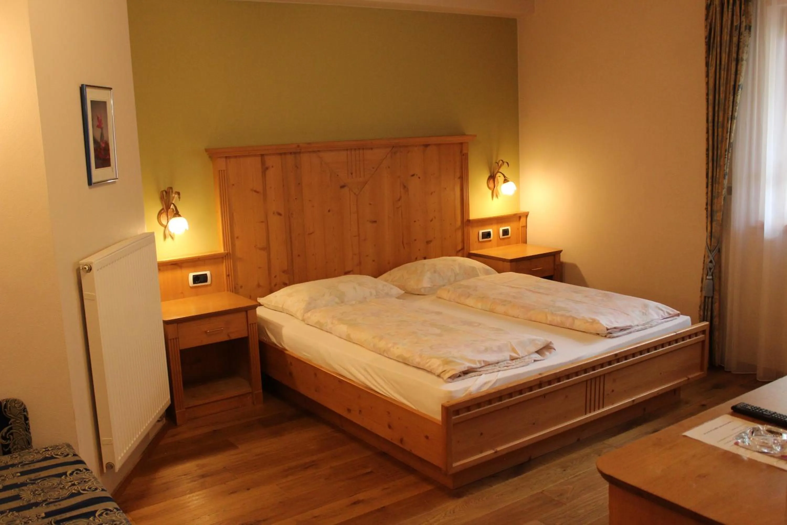 Bed in Gasthaus zum Weissen Kreuz