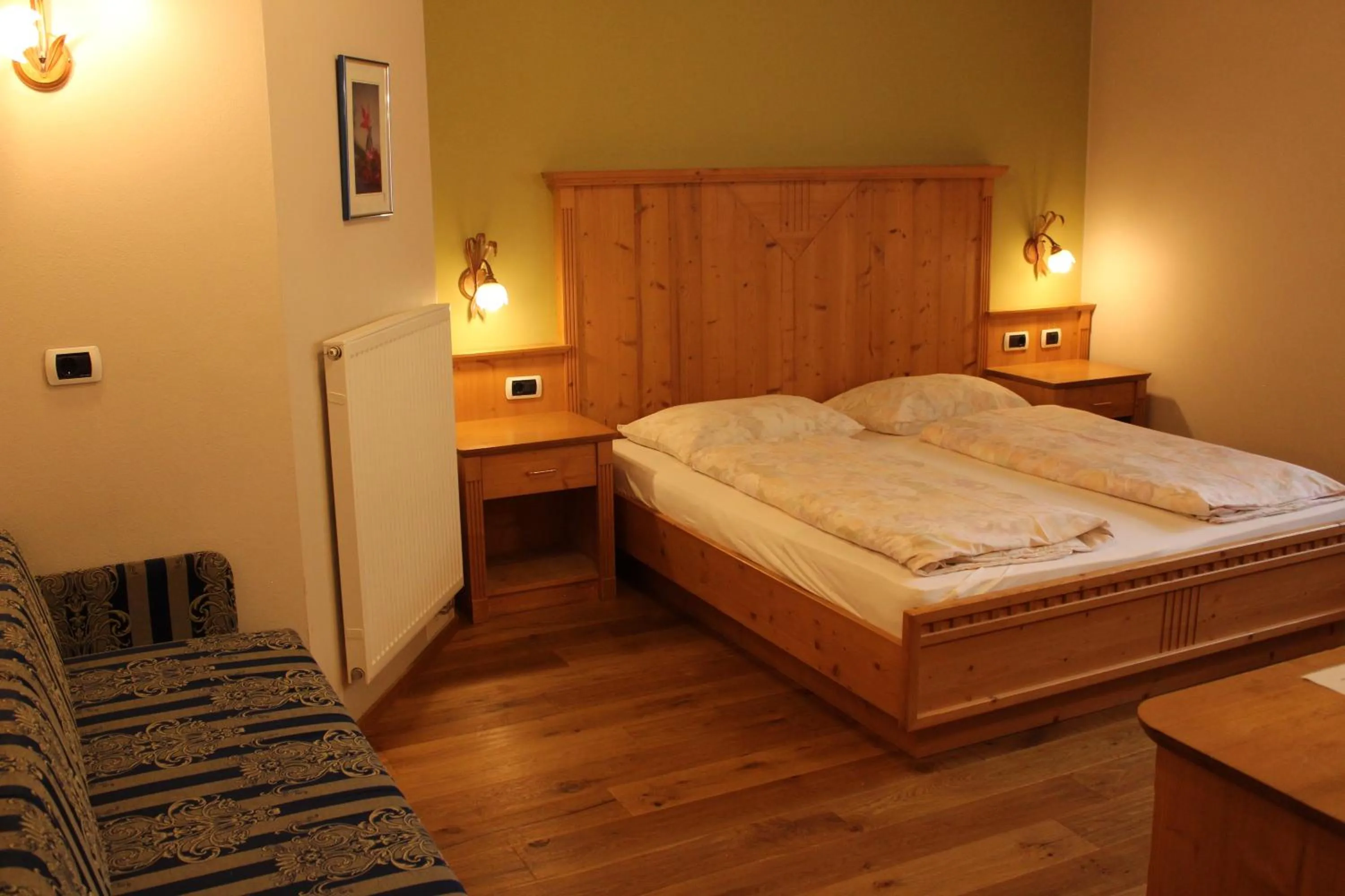 Bed in Gasthaus zum Weissen Kreuz