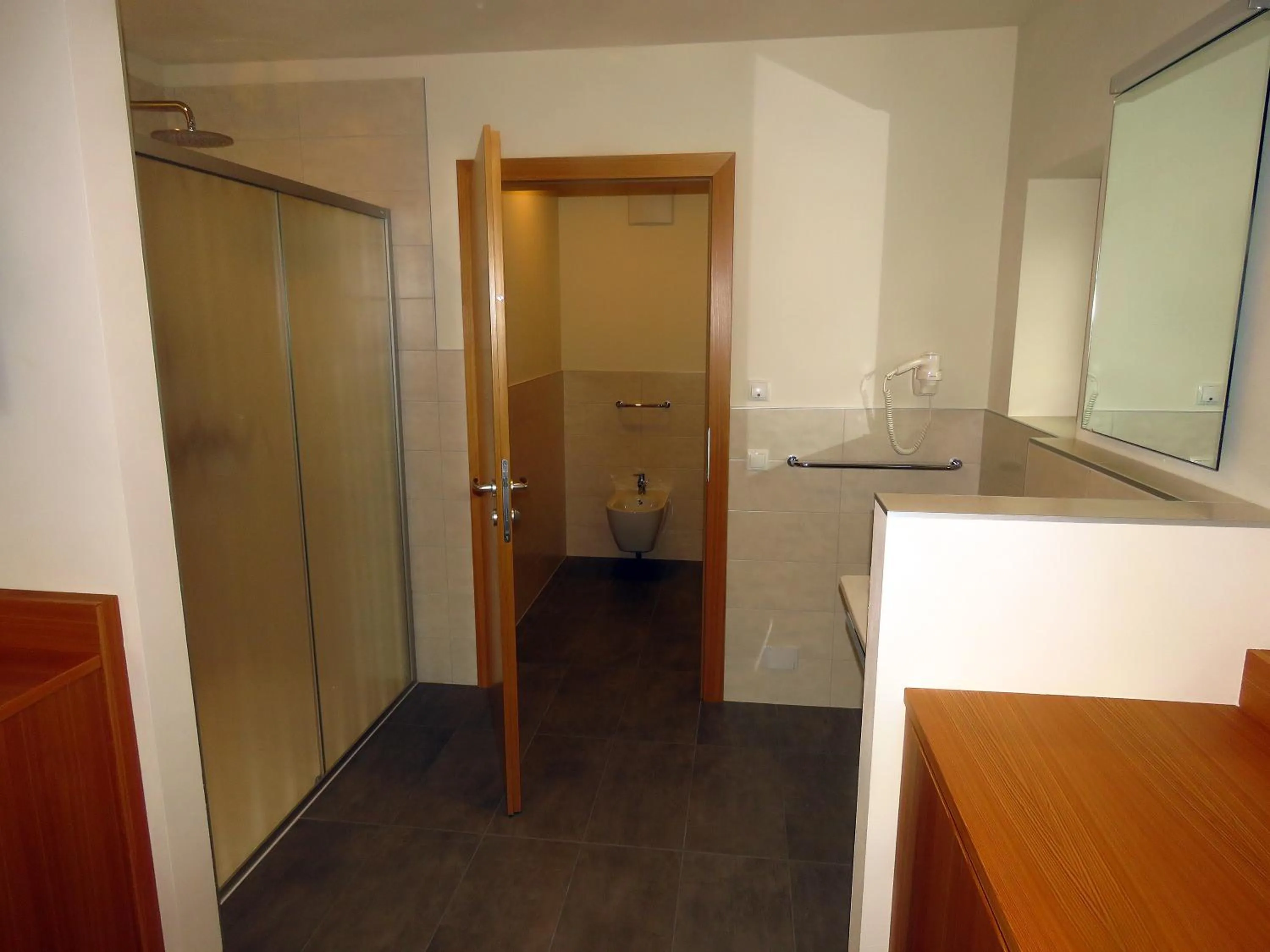 Bathroom in Gasthaus zum Weissen Kreuz