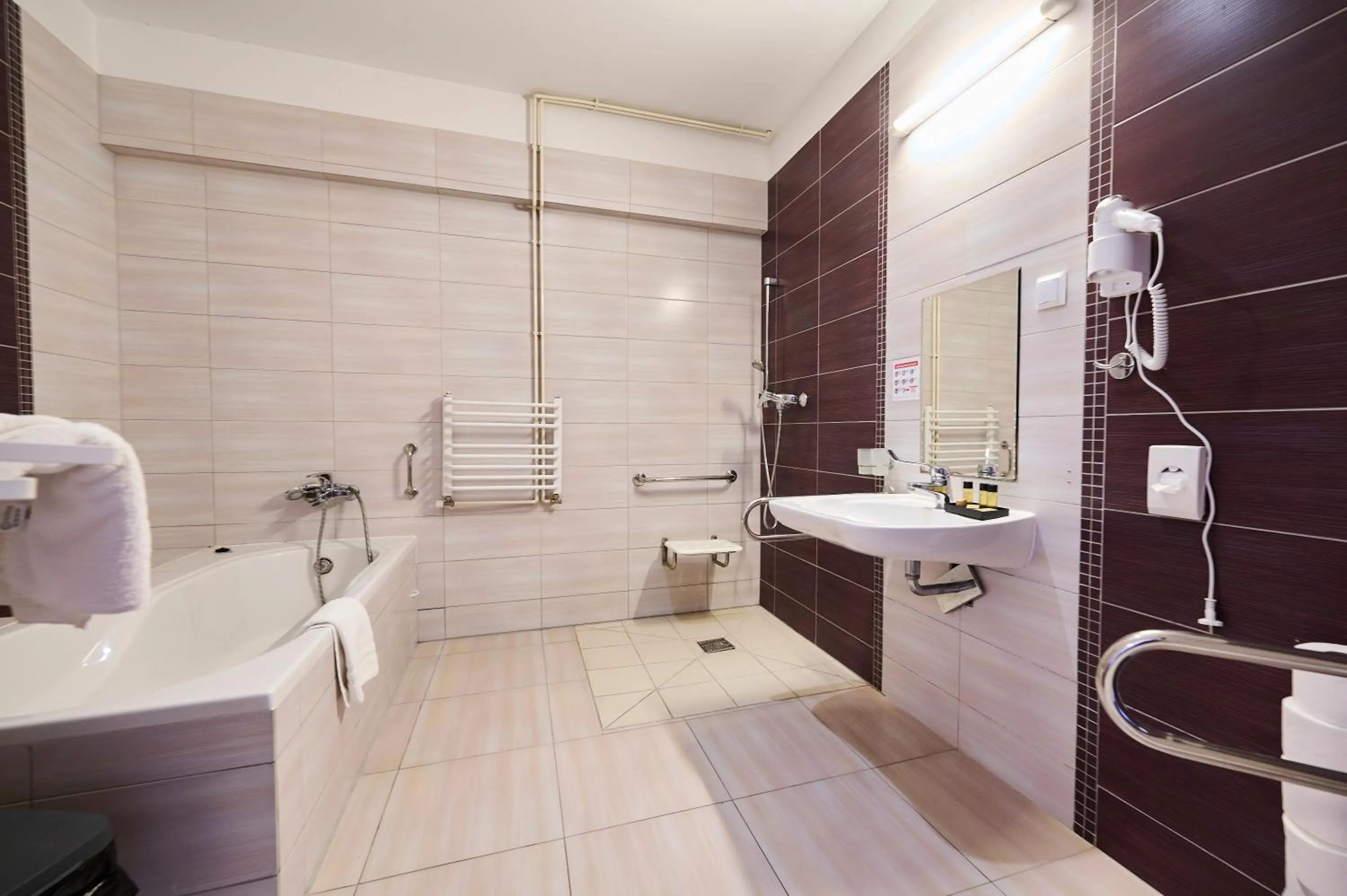 Bathroom in Hotel i Aquapark Olender