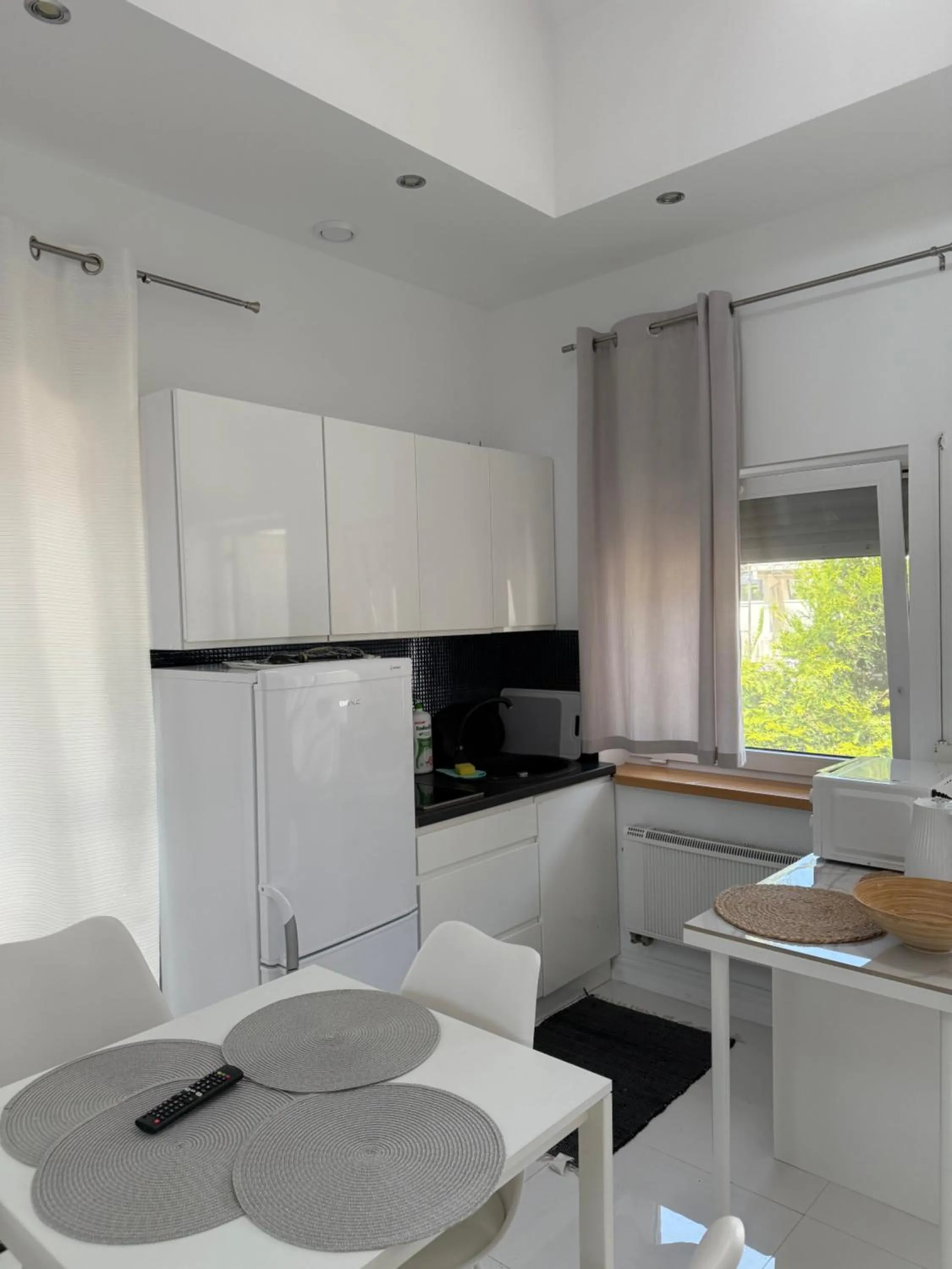 VILLA MARE APARTAMENTY Tarasy Grill Parking POBIEROWO