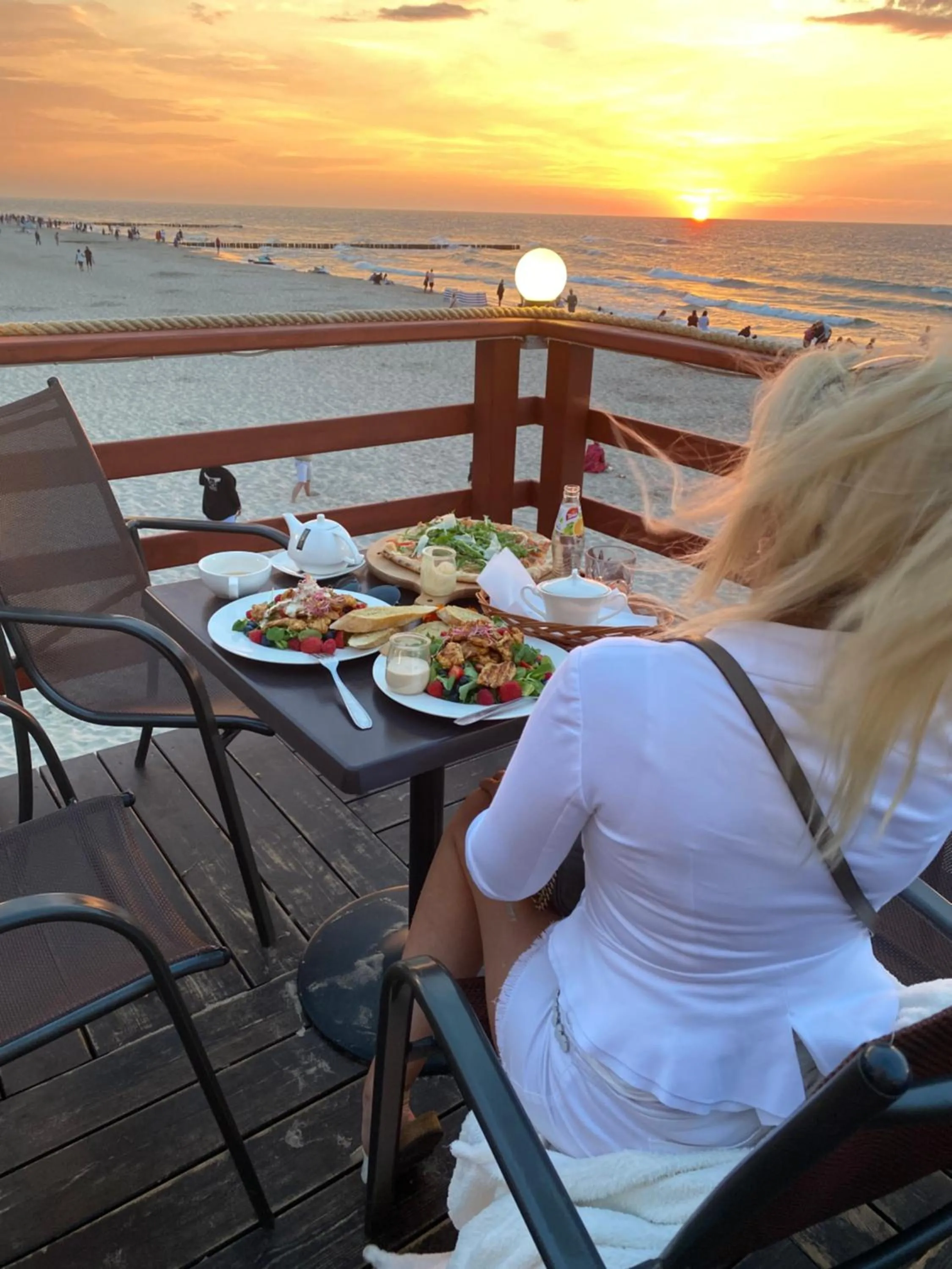 VILLA MARE APARTAMENTY Tarasy Grill Parking POBIEROWO