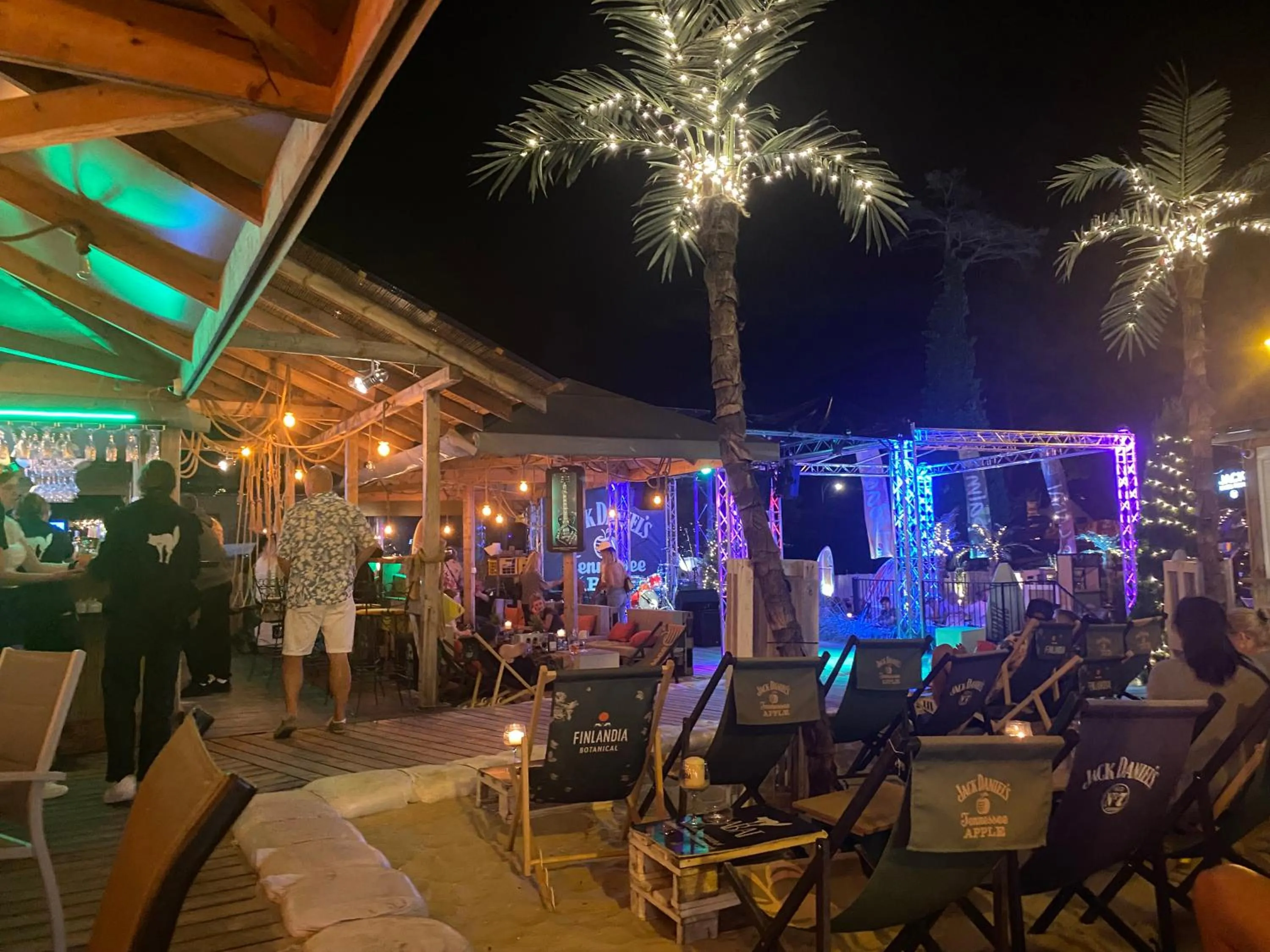 VILLA MARE APARTAMENTY Tarasy Grill Parking POBIEROWO