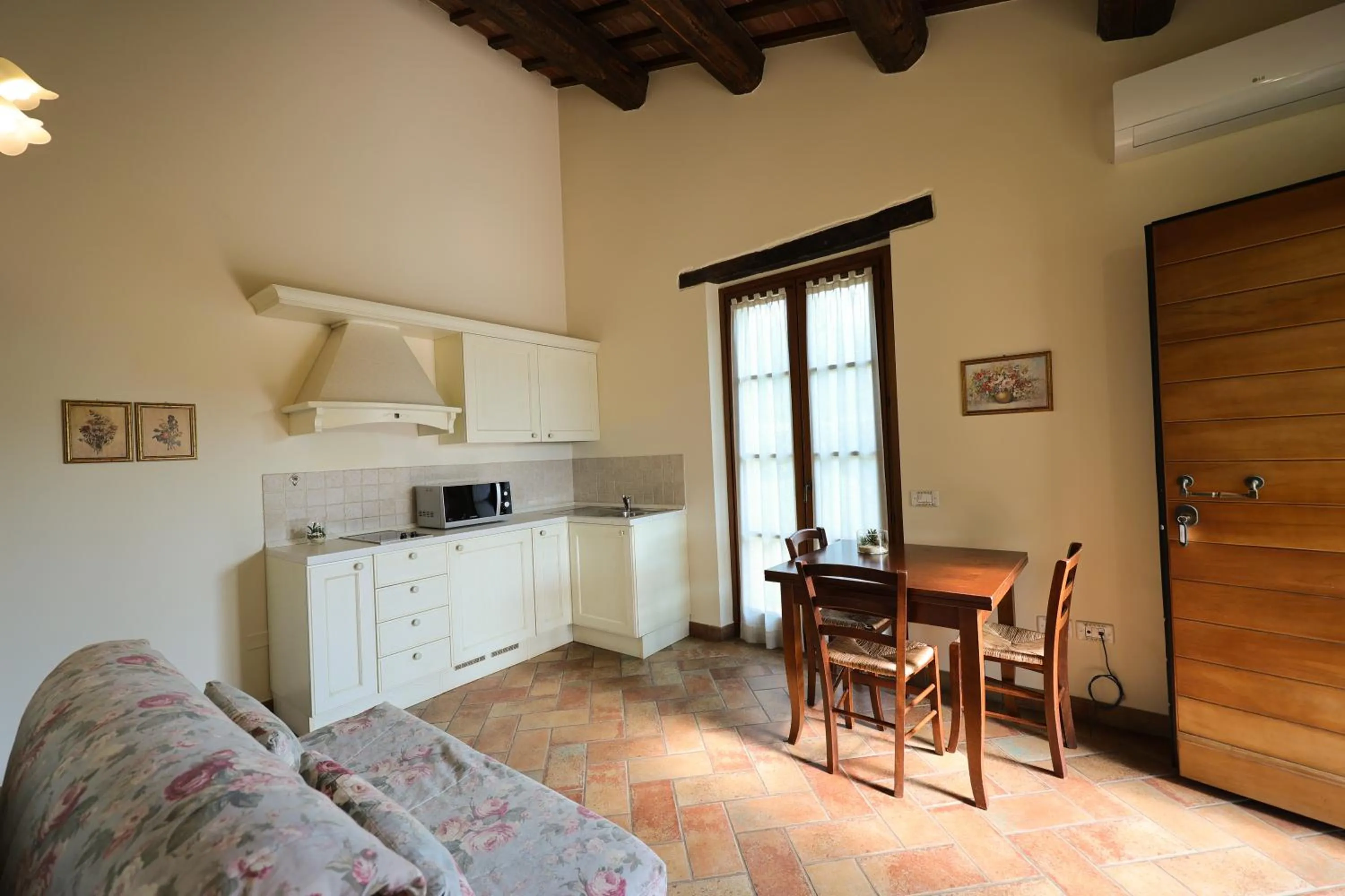 Valle del Metauro Country House