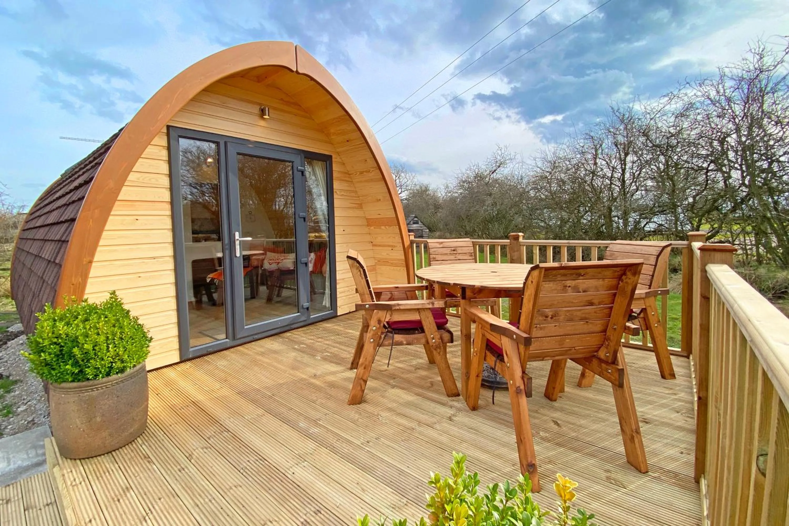 Patio in Chequers Inn