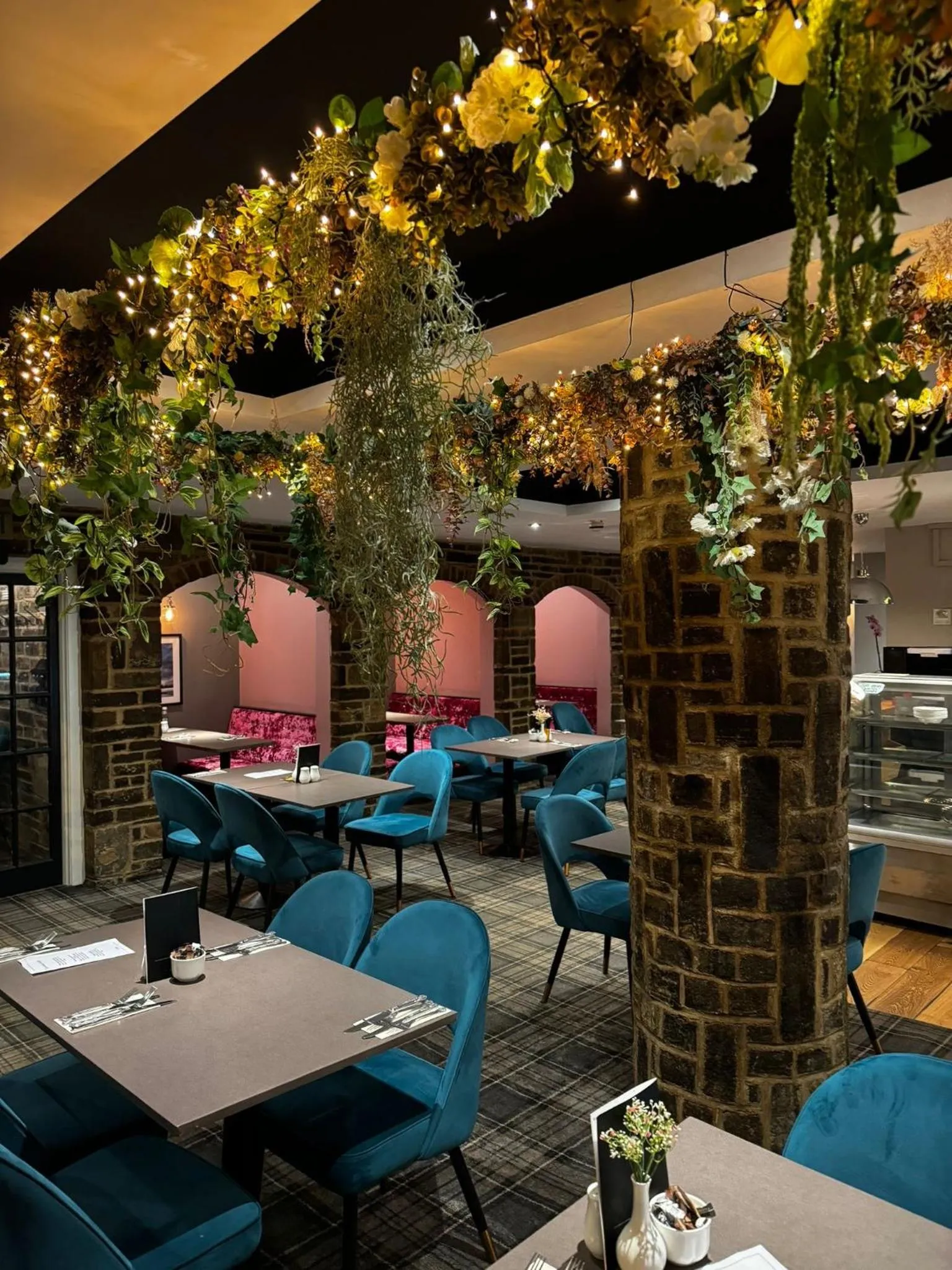 Restaurant/places to eat in Chequers Inn