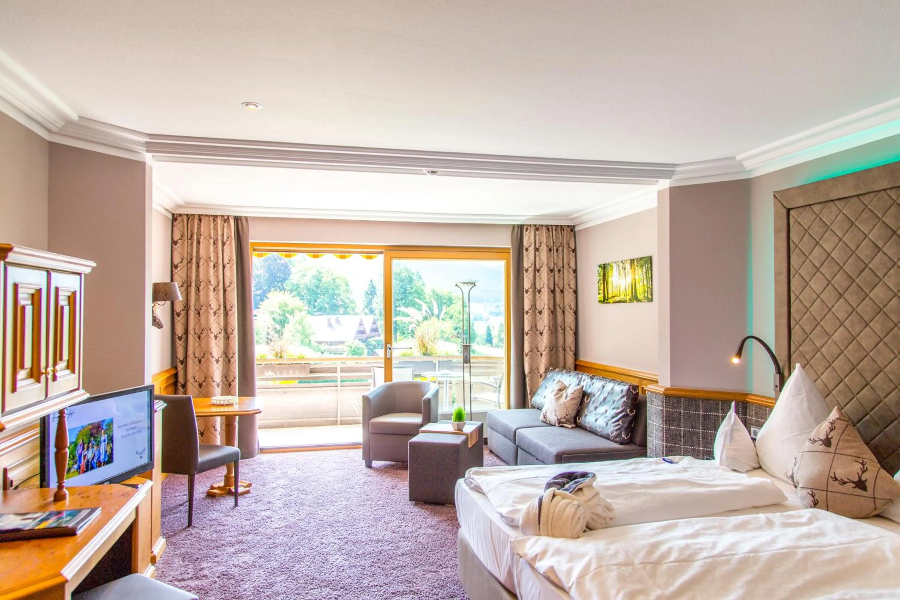Photo of the whole room, Bed in Hotel Heselbacher Hof