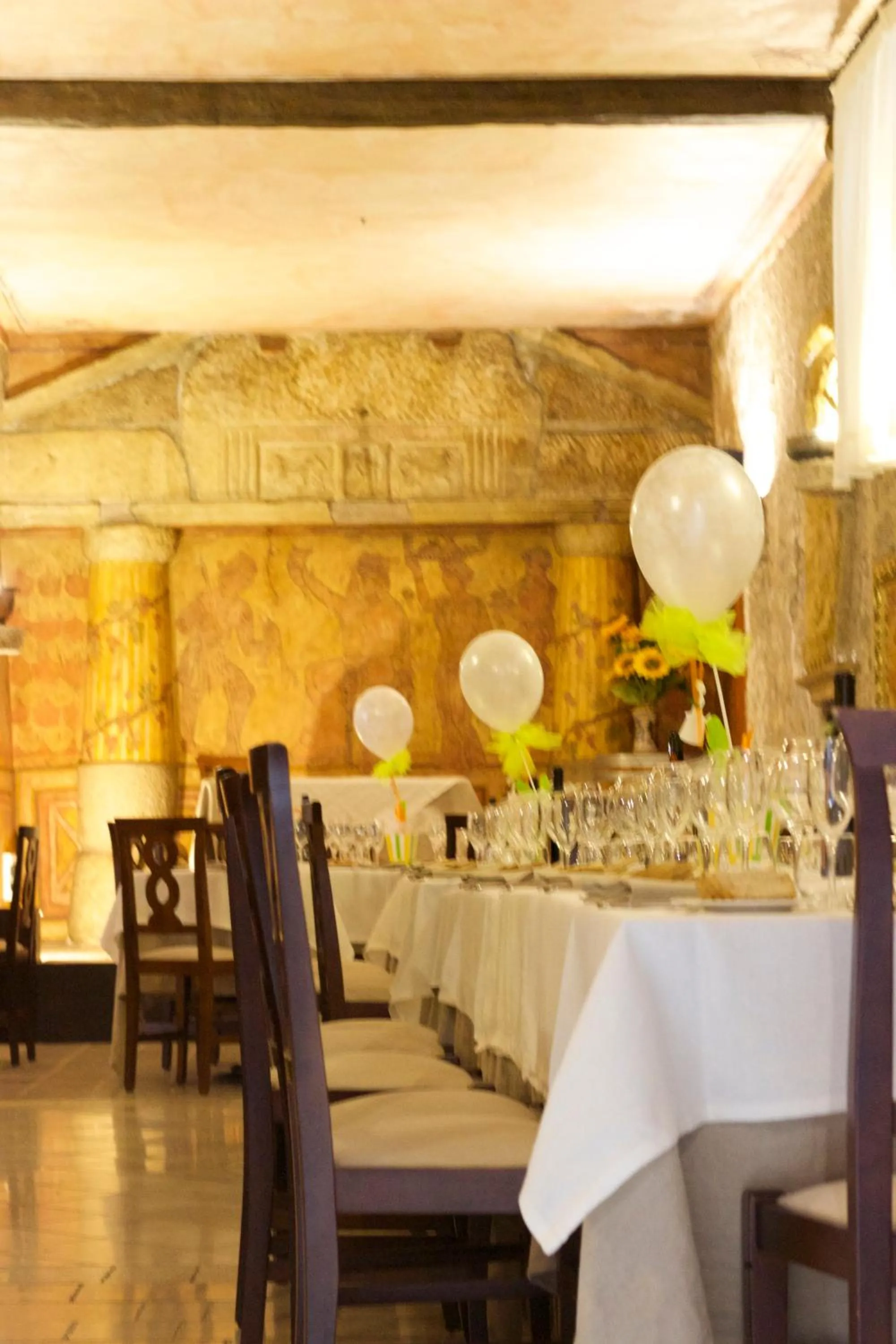 Restaurant/places to eat in Villa Cosilinum