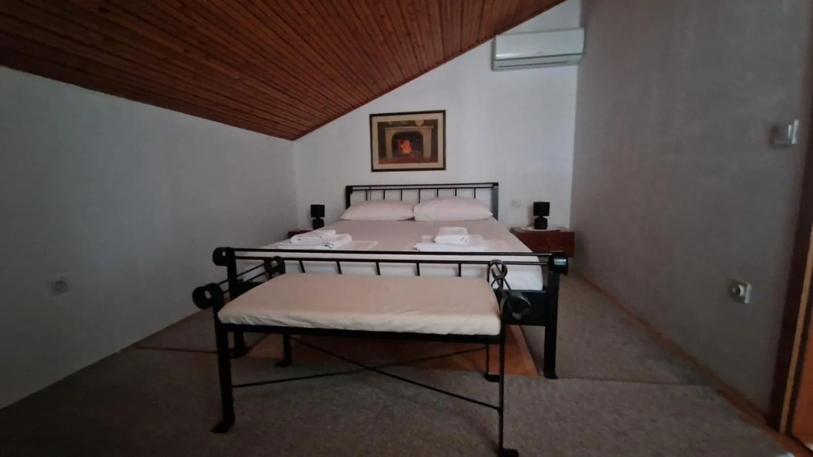 Bed in Villa Perla