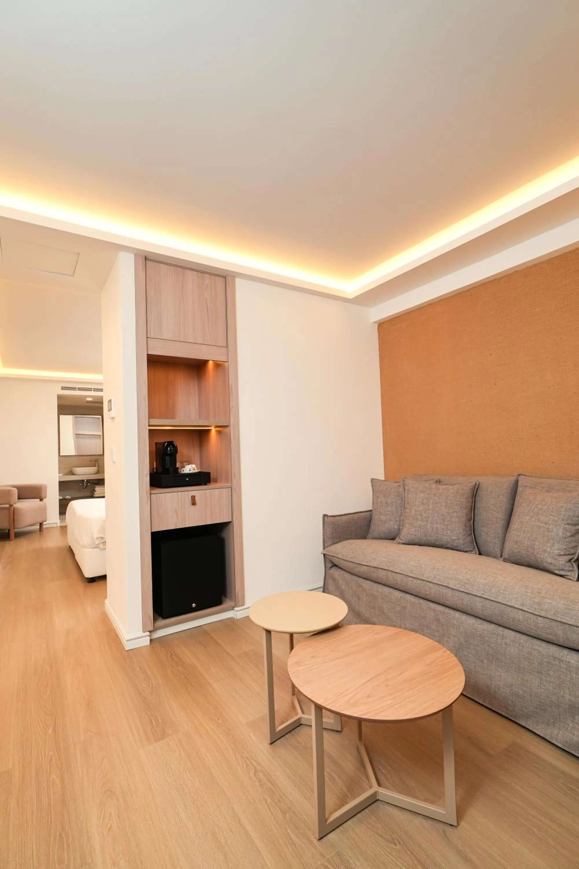 Coffee/tea facilities in Blue Harbour Boutique