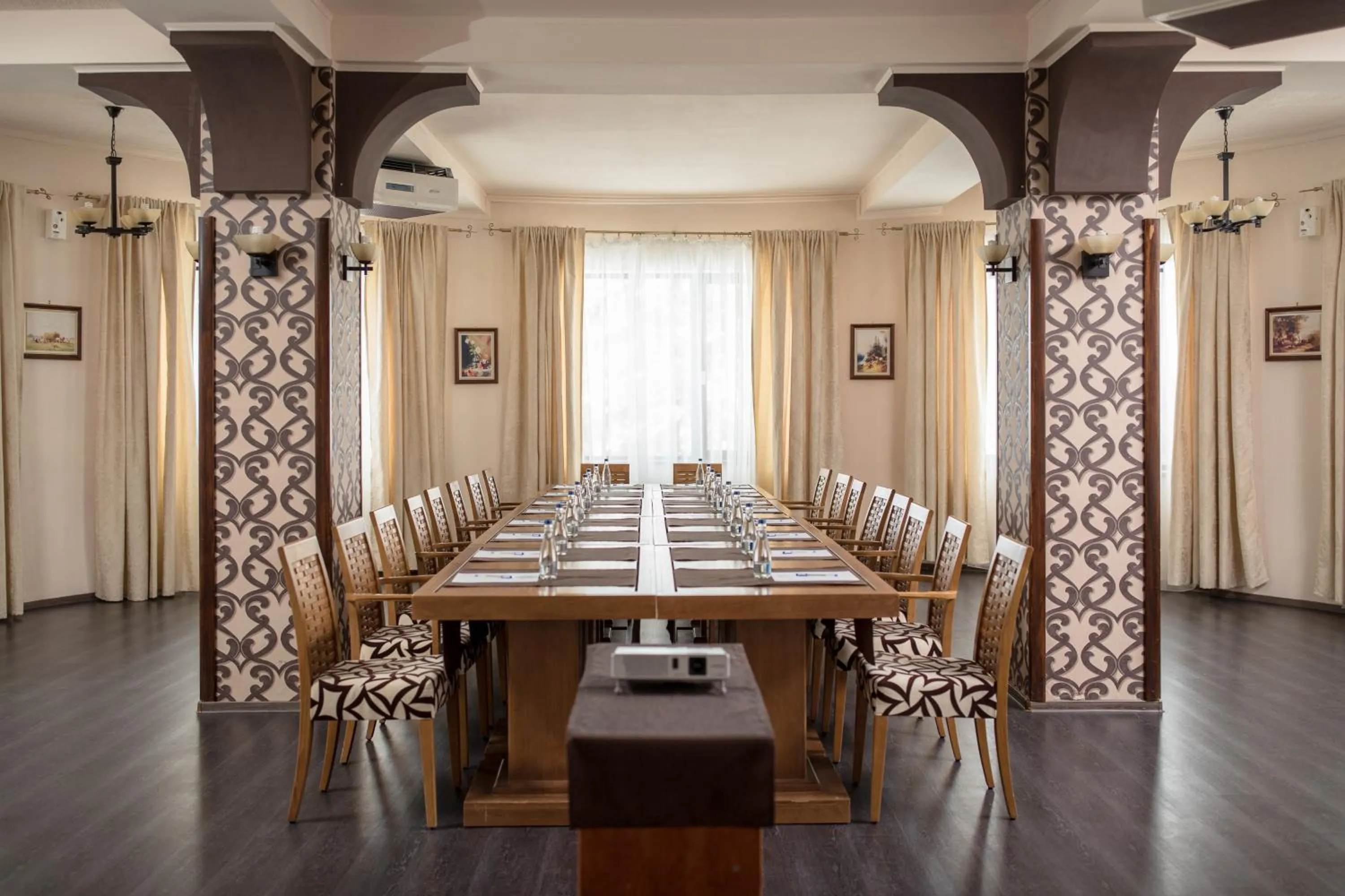 Restaurant/places to eat in Hotel Rozmarin