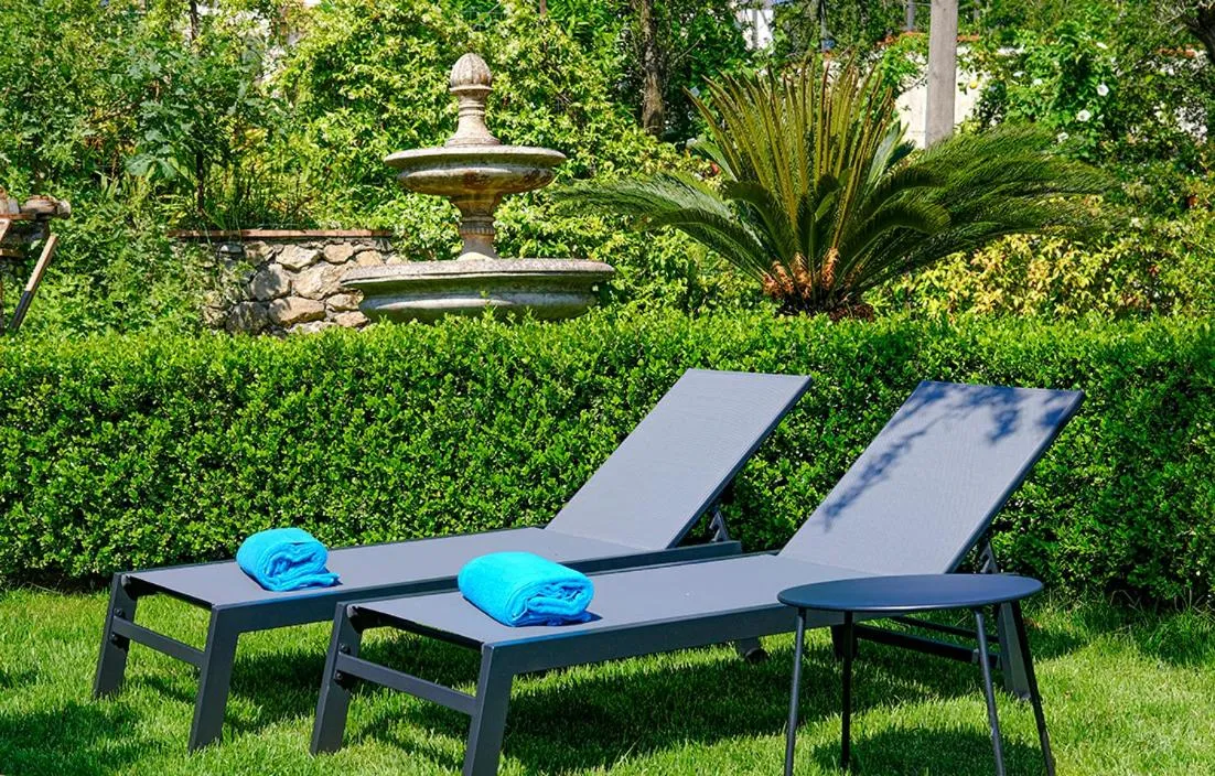 Swimming pool in Relais Villa Anna