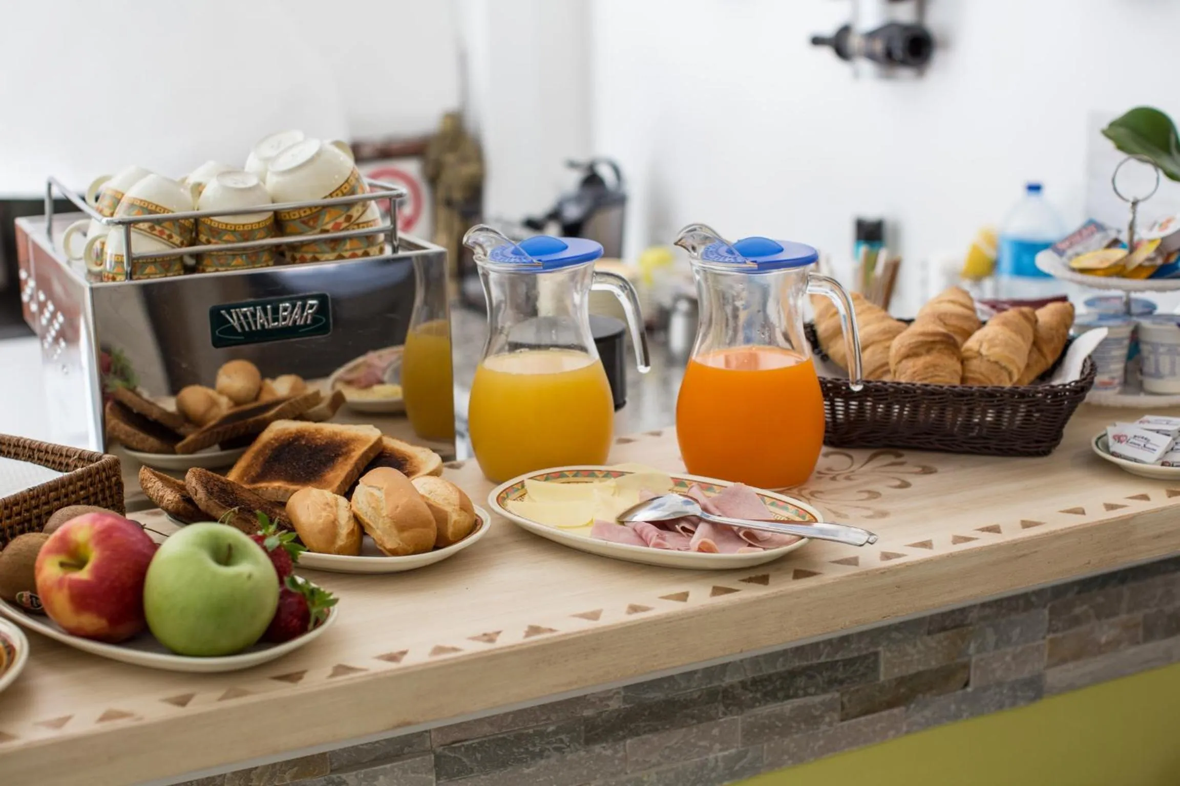 Buffet breakfast in Relais Villa Anna