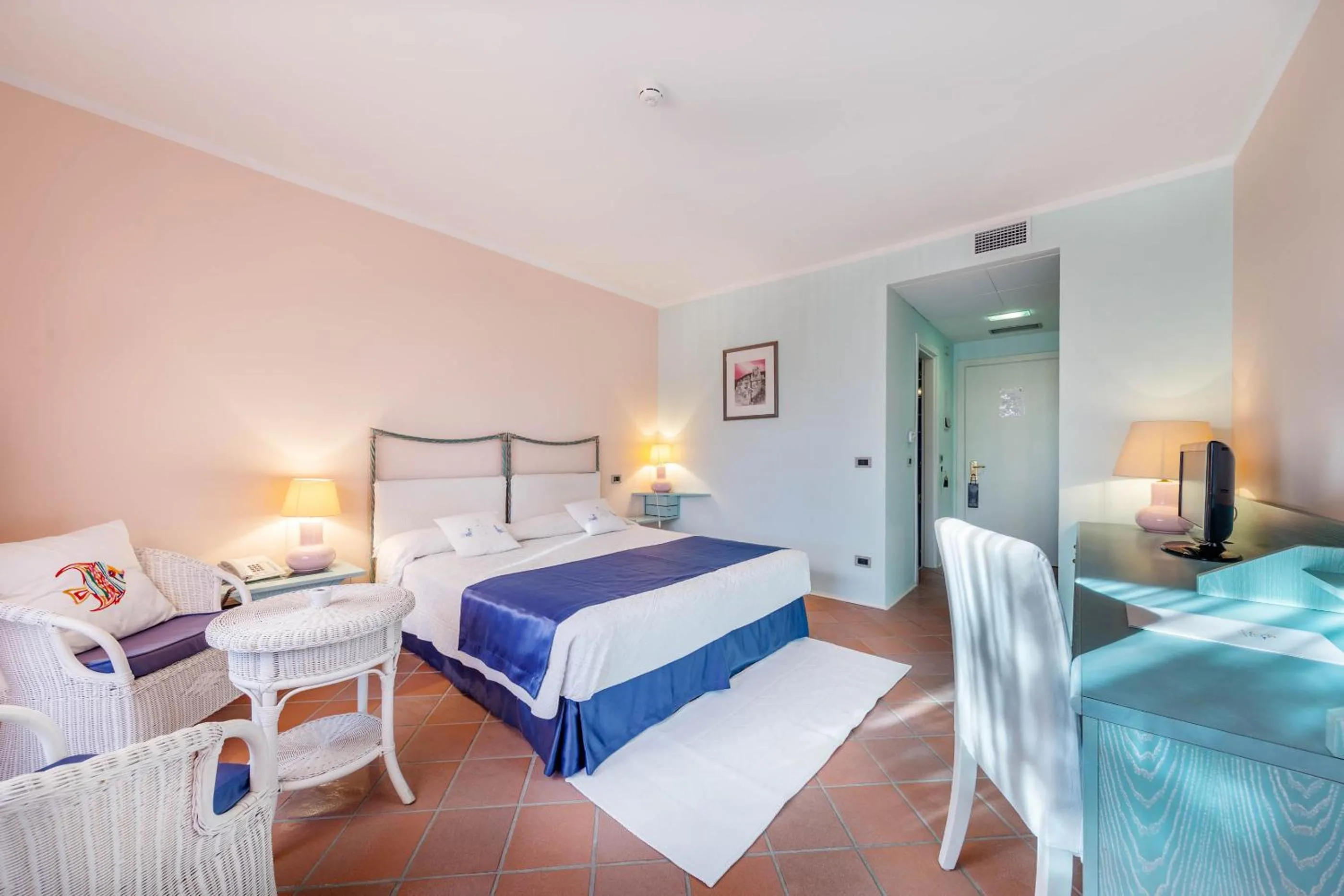 Bedroom, Bed in Hotel Luna Lughente