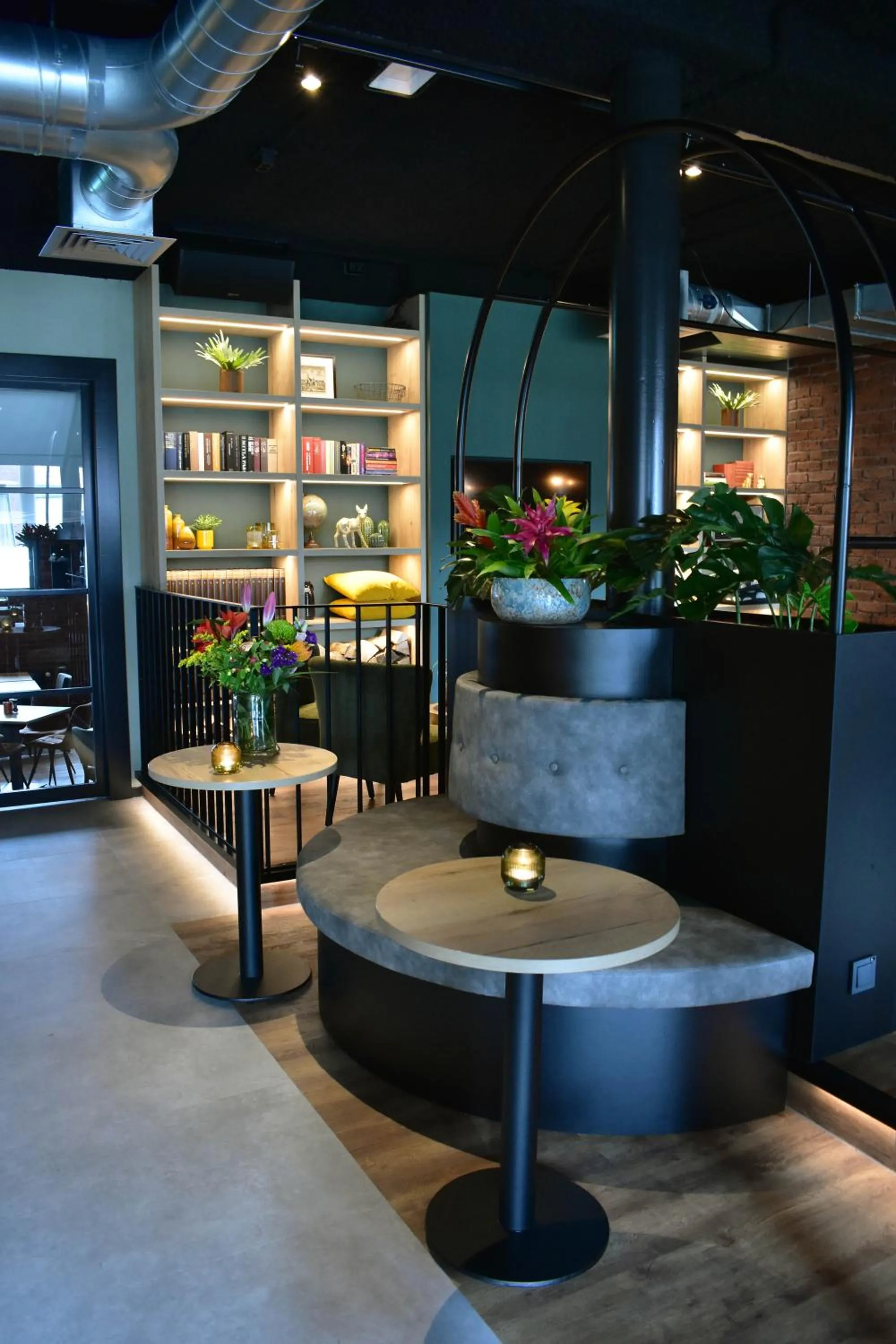 Property building in Hotel Rozenburg