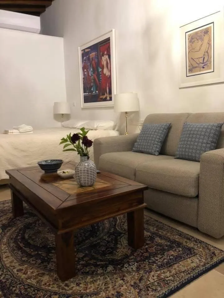 Living room in Niki's House