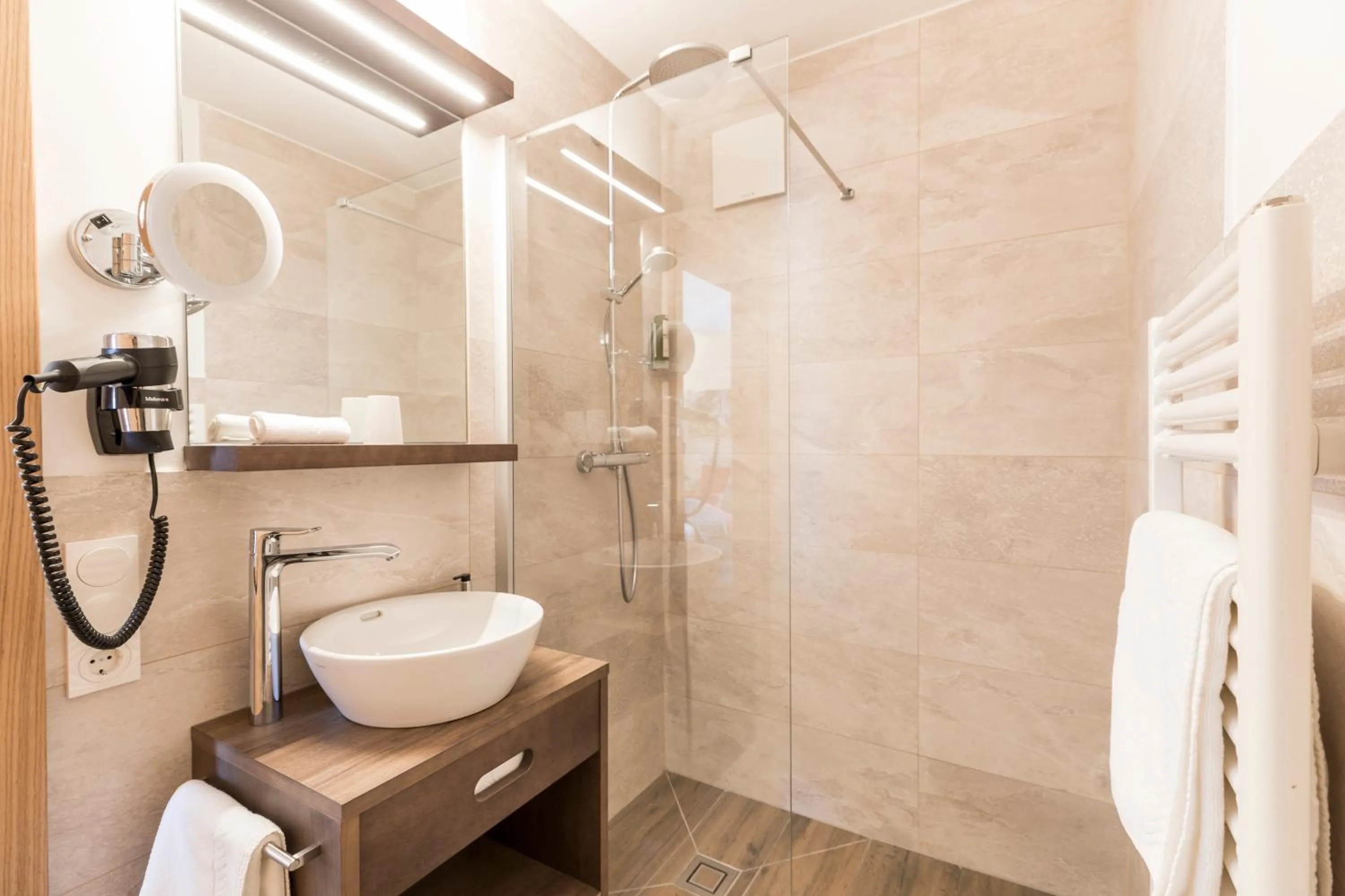 Bathroom in Hotel Alpenland