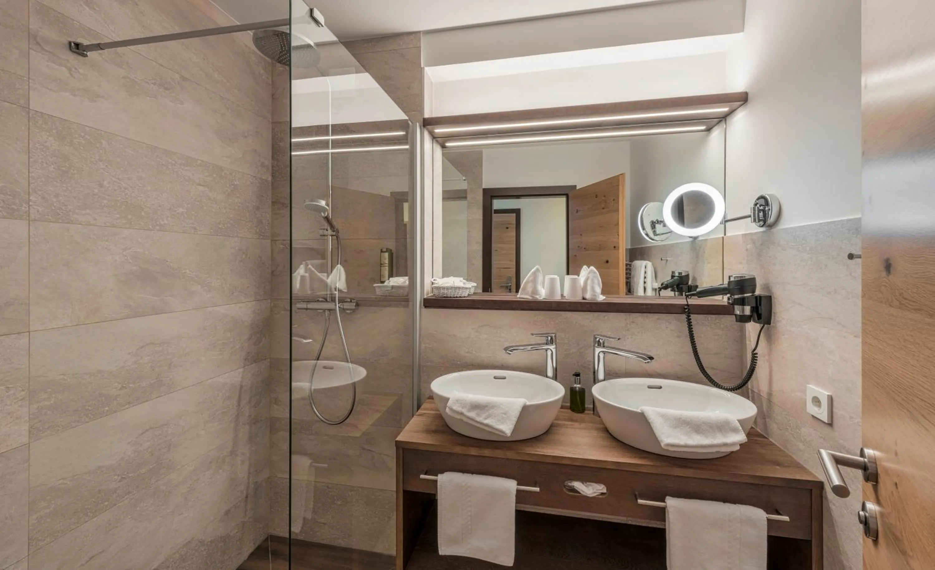 Bathroom in Hotel Alpenland