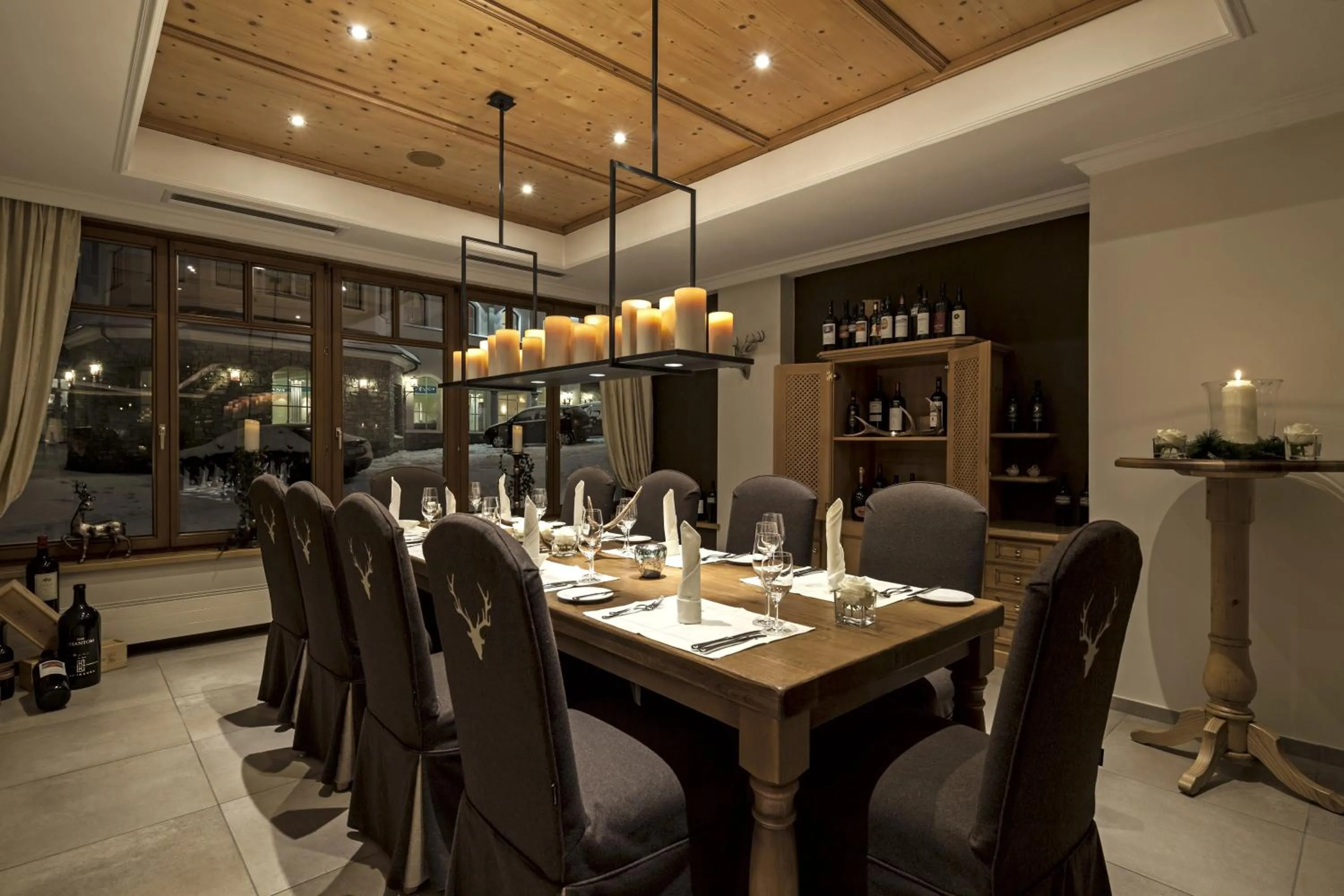 Restaurant/places to eat in Superior Hotel Panorama