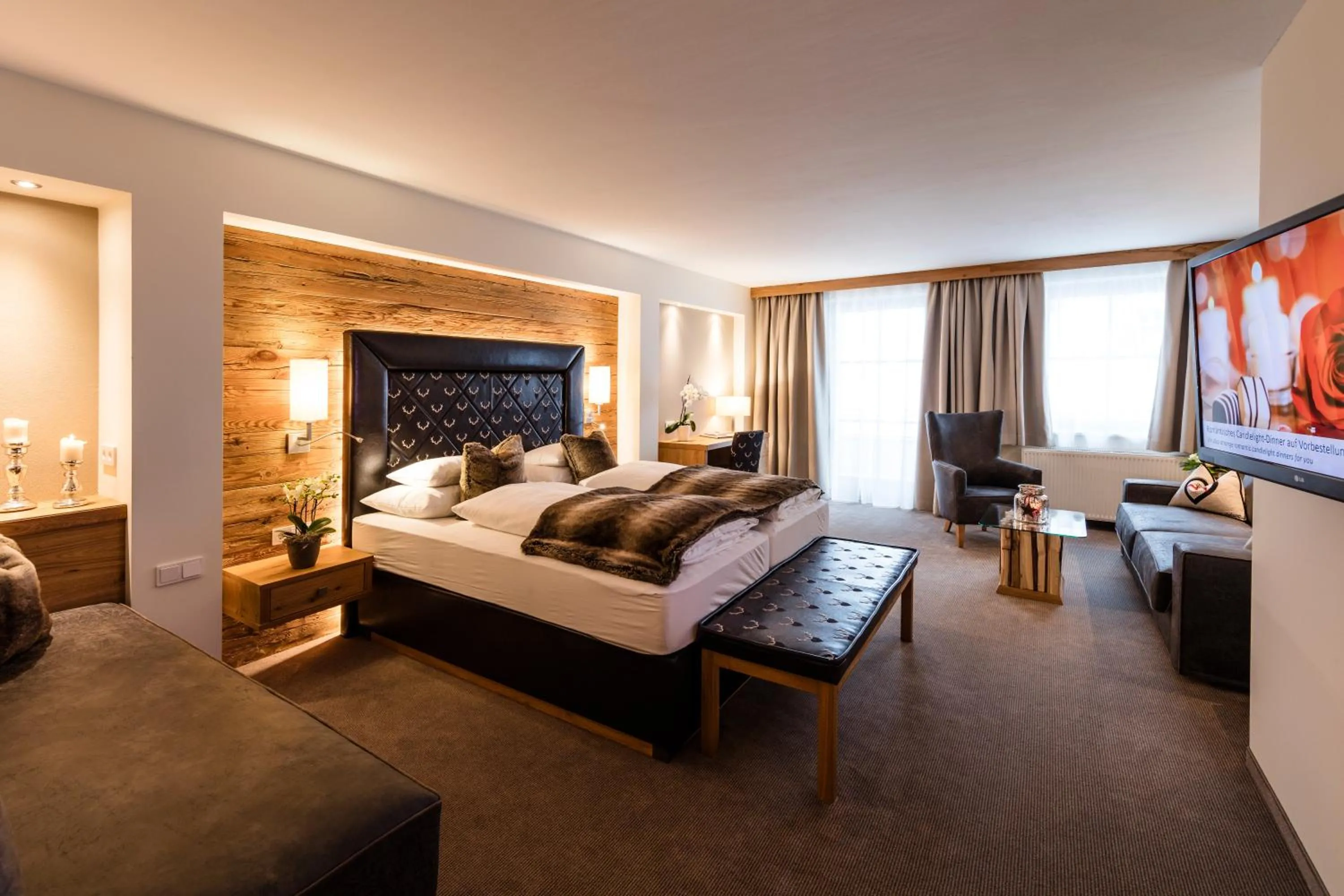 Photo of the whole room, Bed in Superior Hotel Panorama
