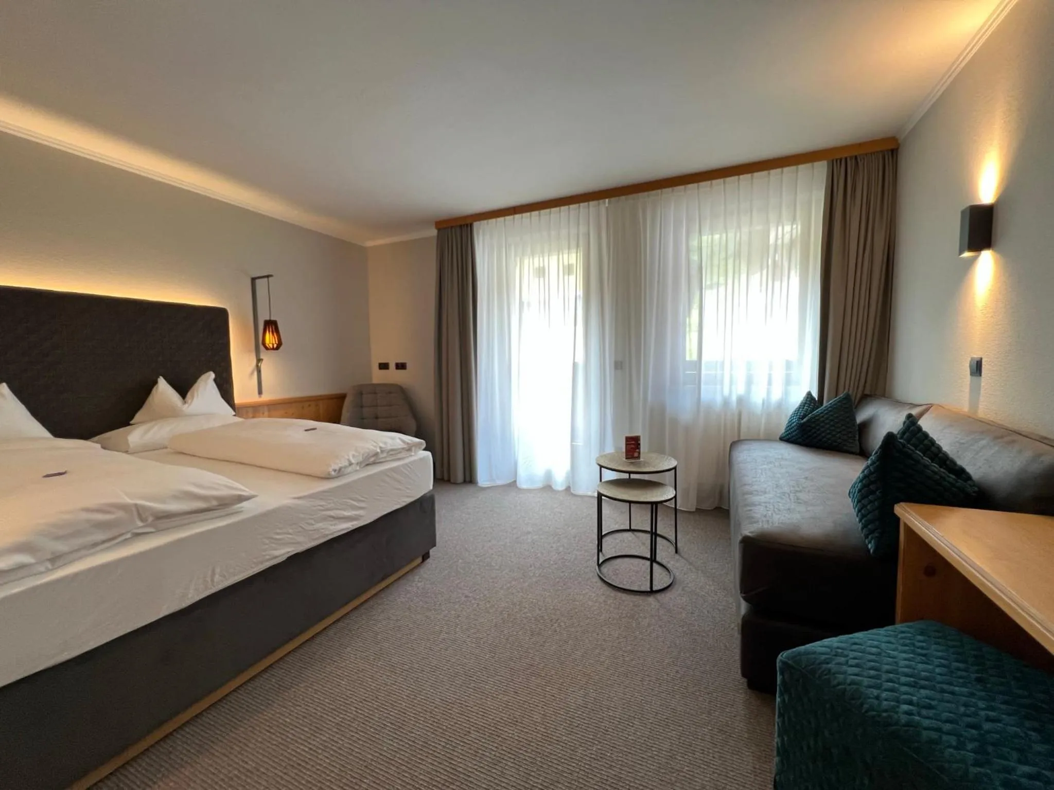 Photo of the whole room, Bed in Superior Hotel Panorama