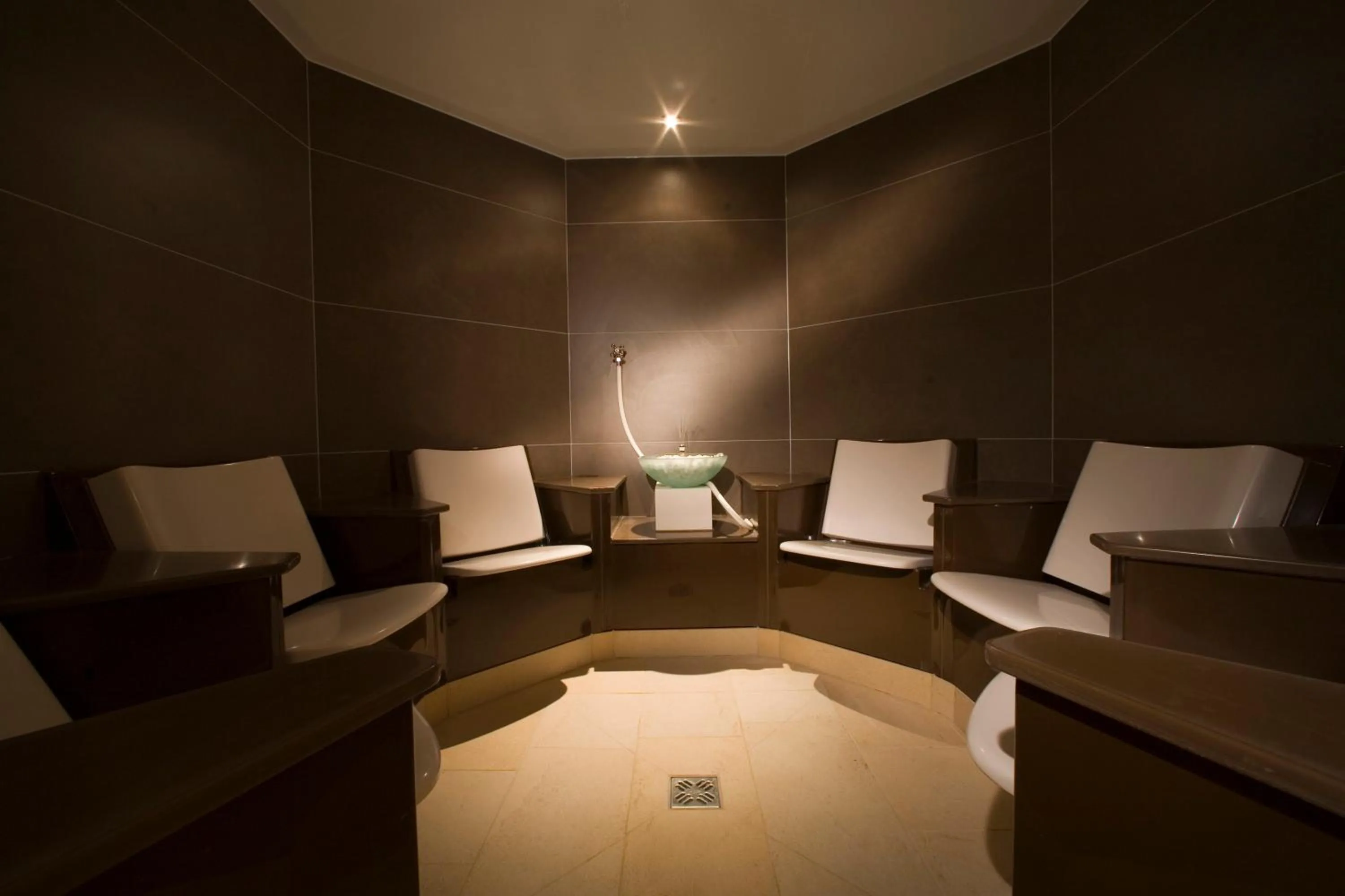 Steam room in Superior Hotel Panorama