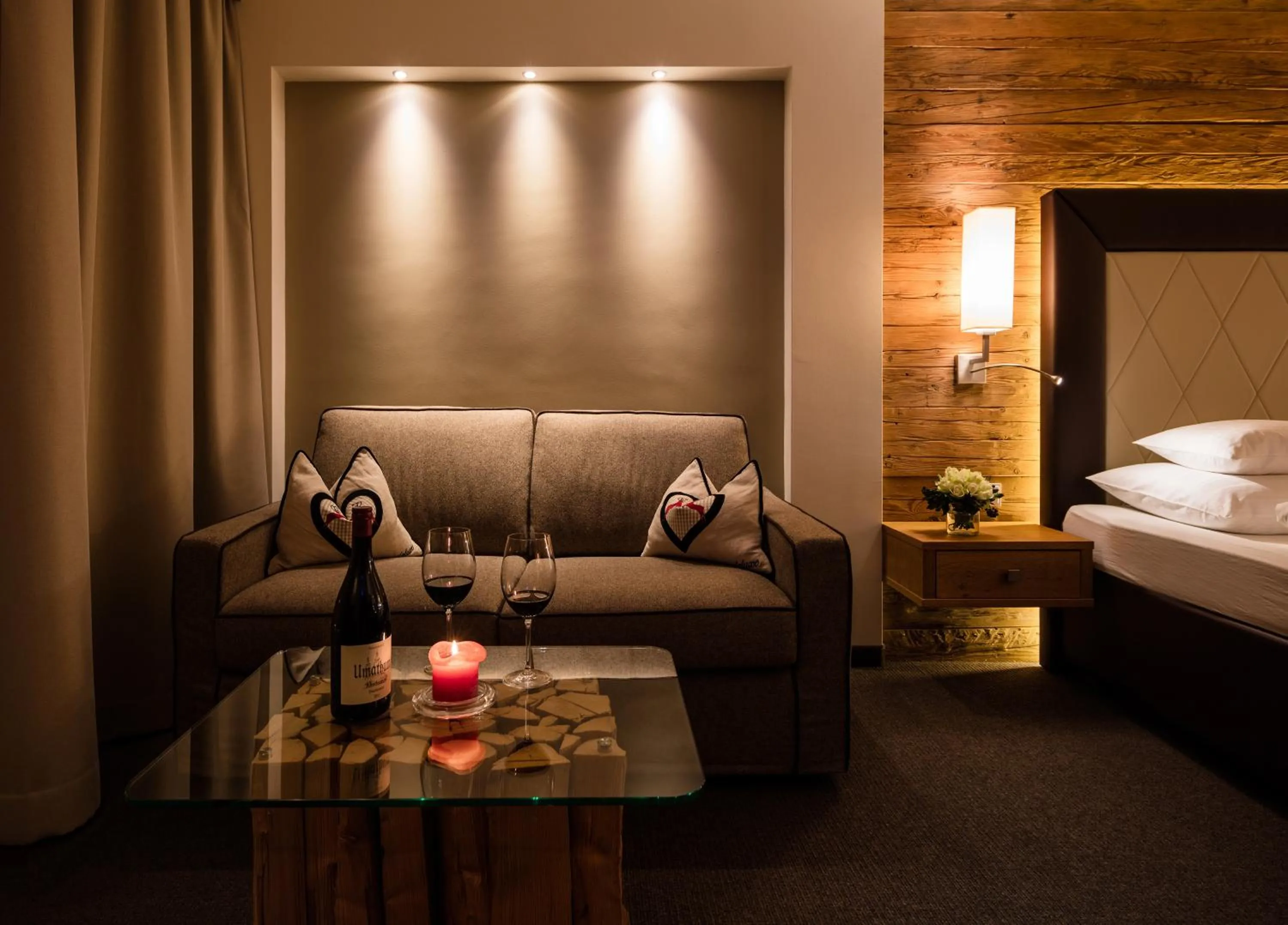 Photo of the whole room, Bed in Superior Hotel Panorama