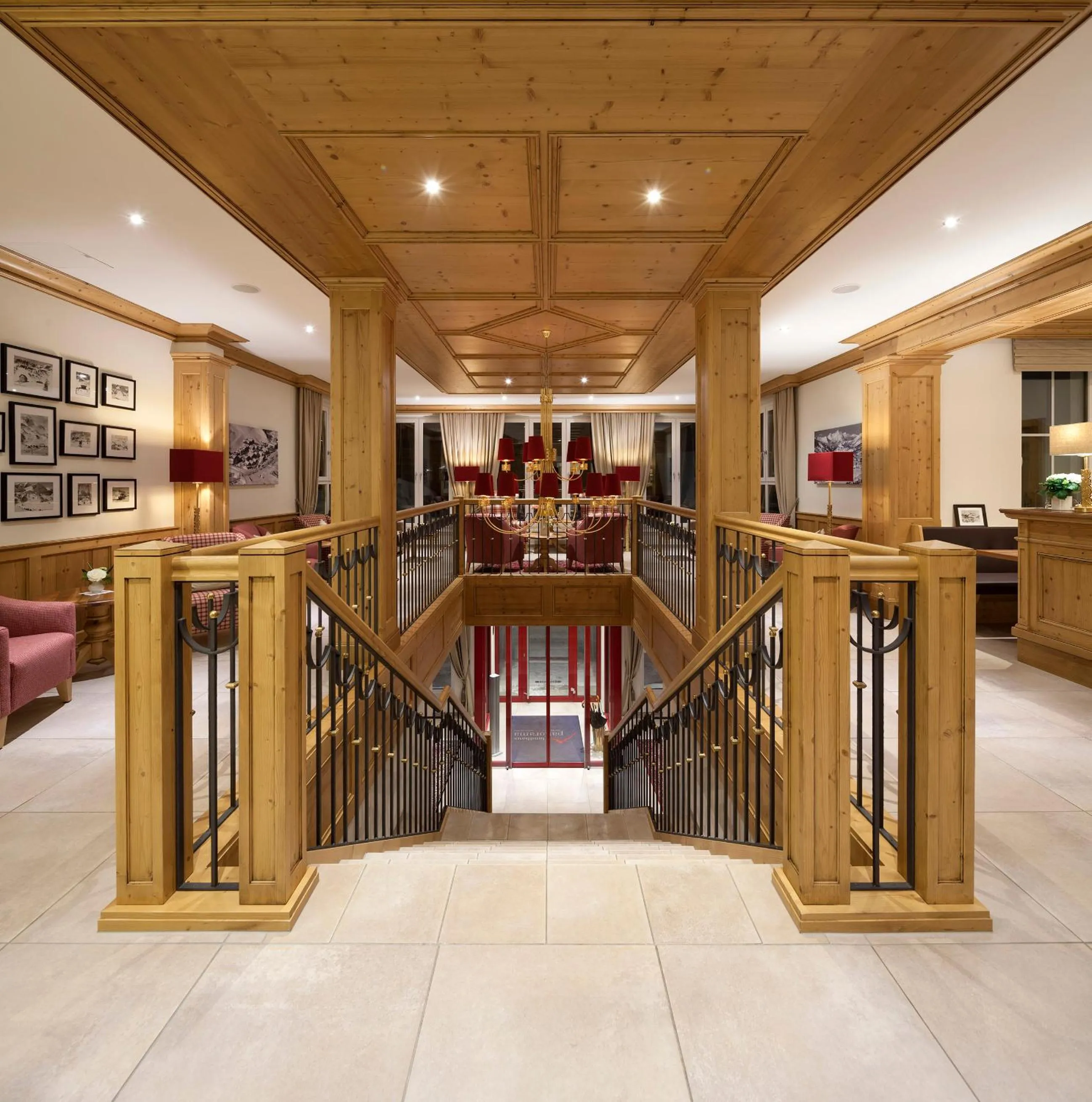 Lobby or reception in Superior Hotel Panorama