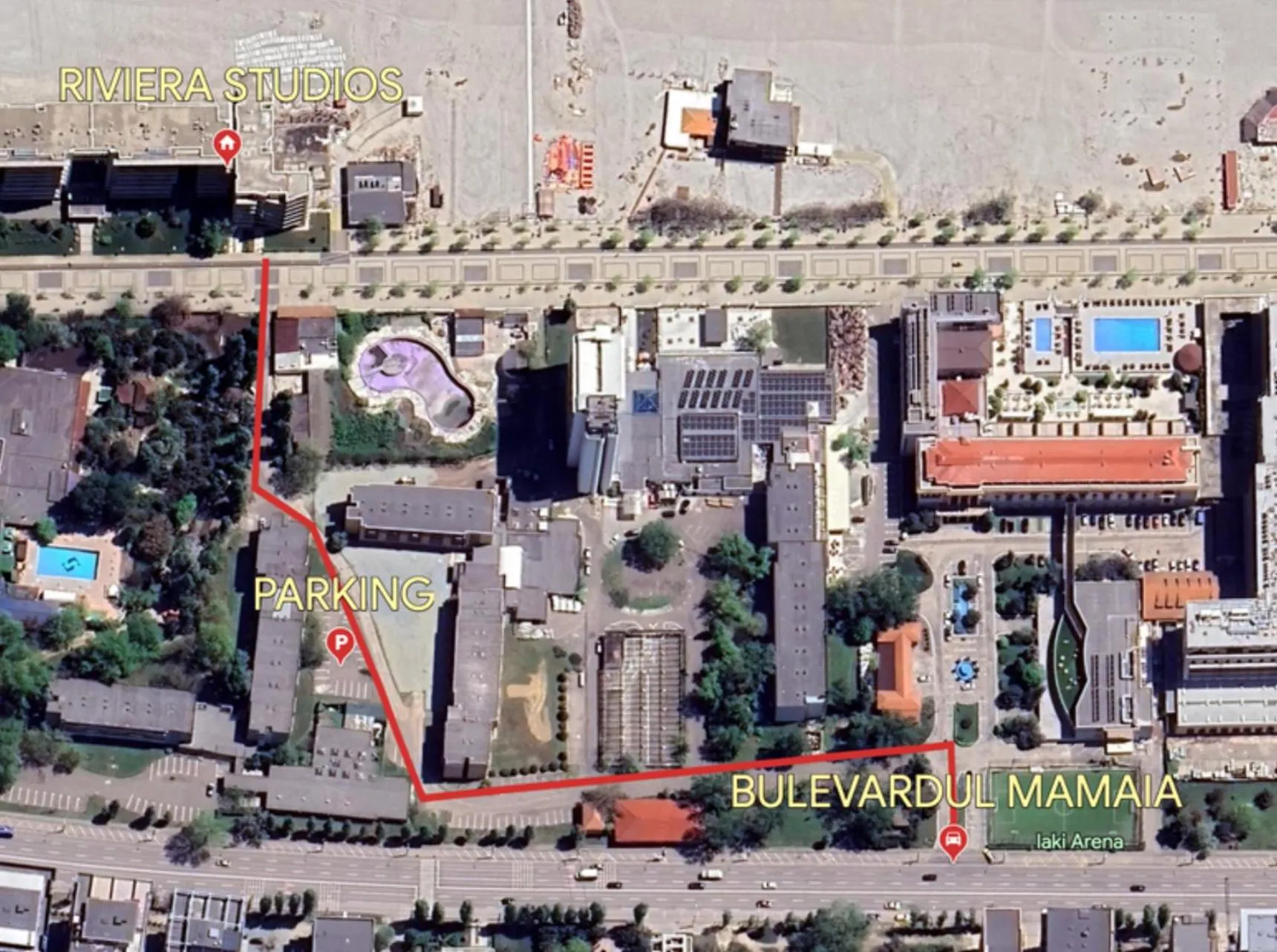 Parking in Riviera Studios