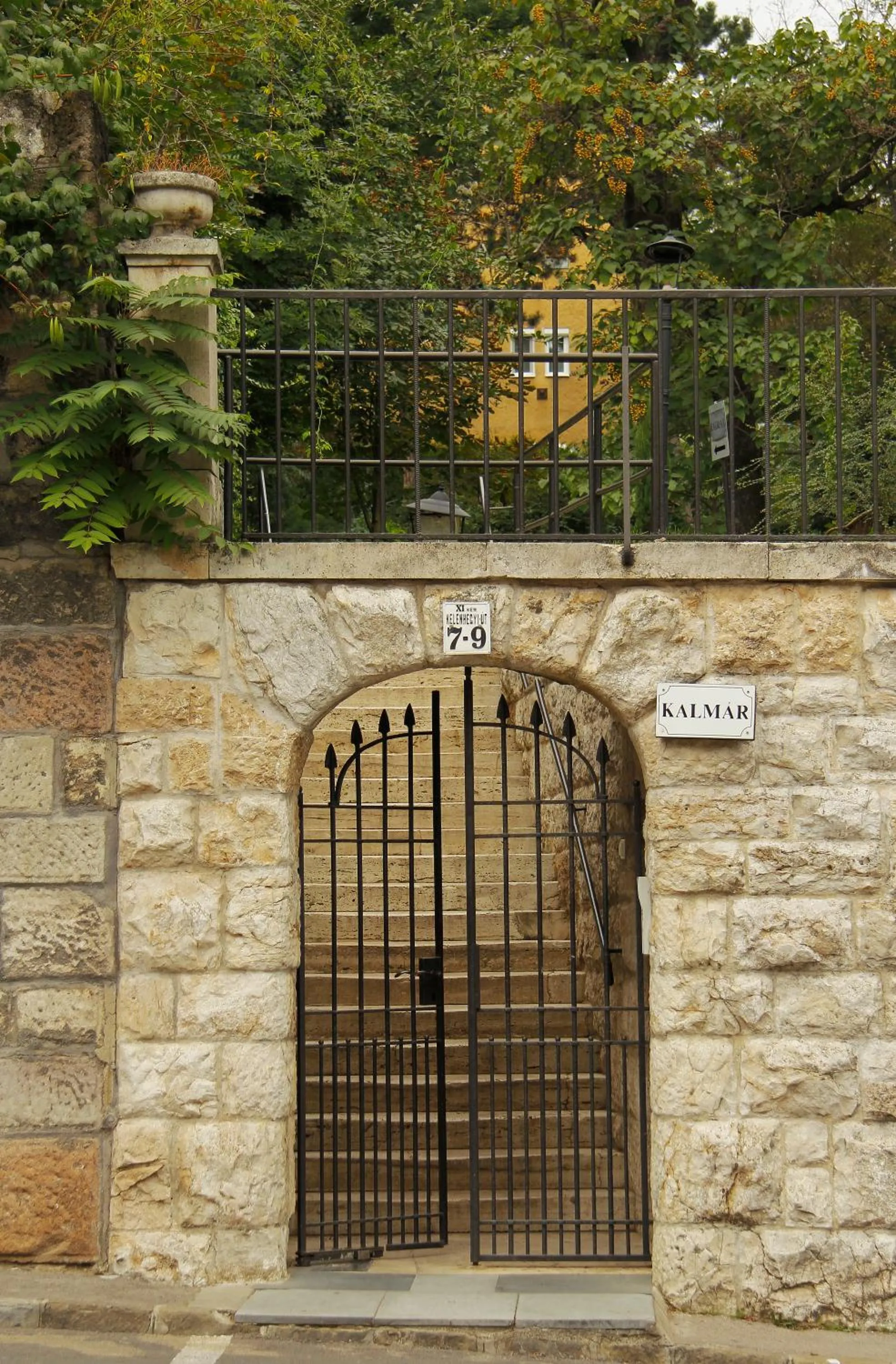 Street view in Kalmár Panzió