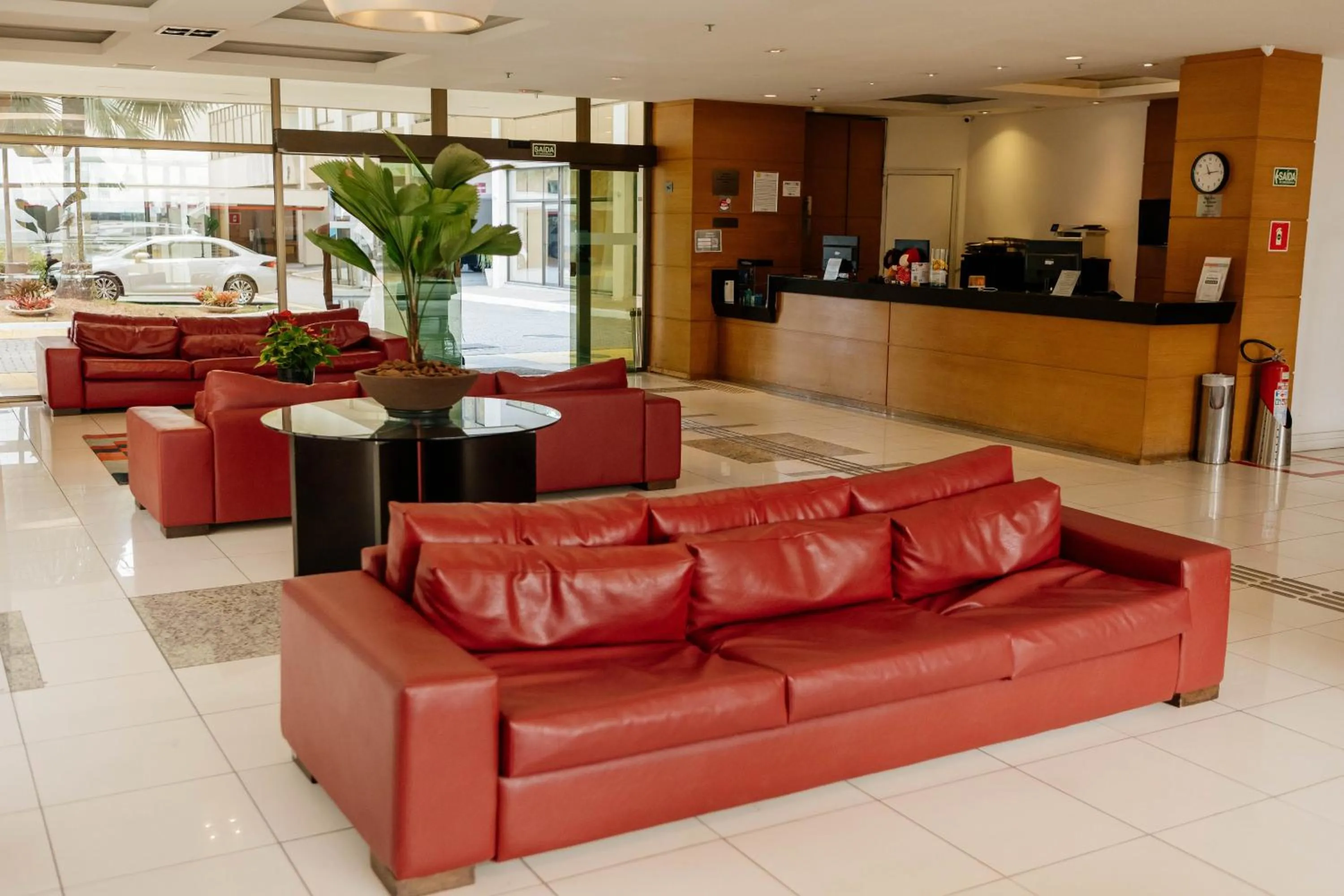 Lobby or reception in Hotel Orizzonte Niteroi by Atlantica