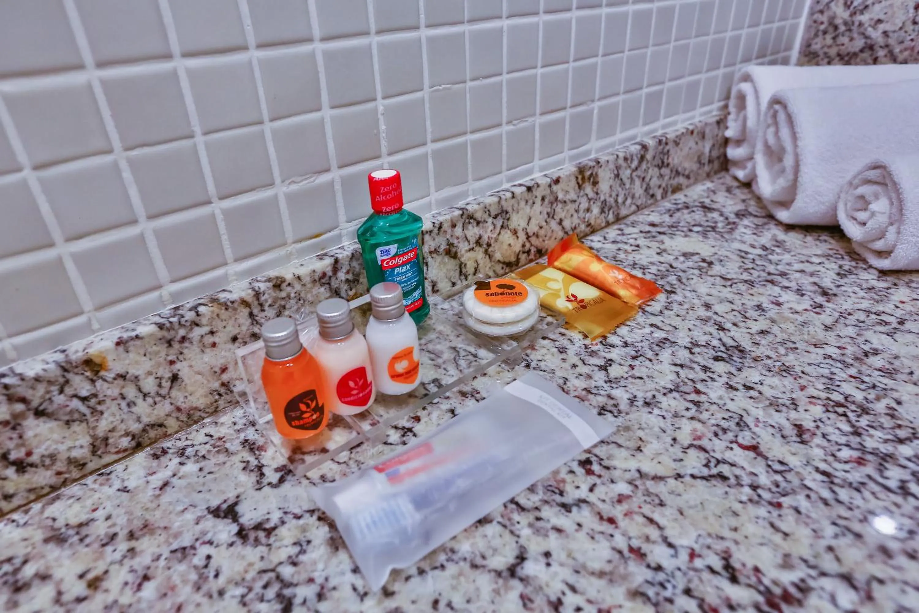 Bathroom in Hotel Orizzonte Niteroi by Atlantica