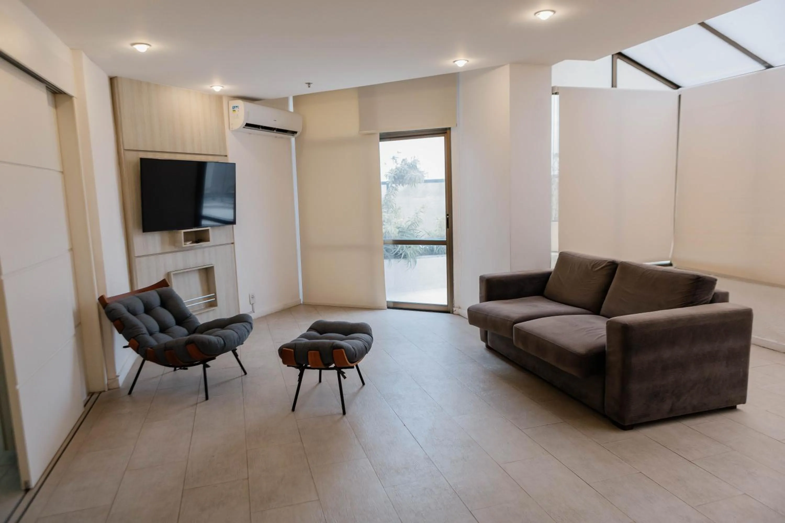 TV and multimedia in Hotel Orizzonte Niteroi by Atlantica