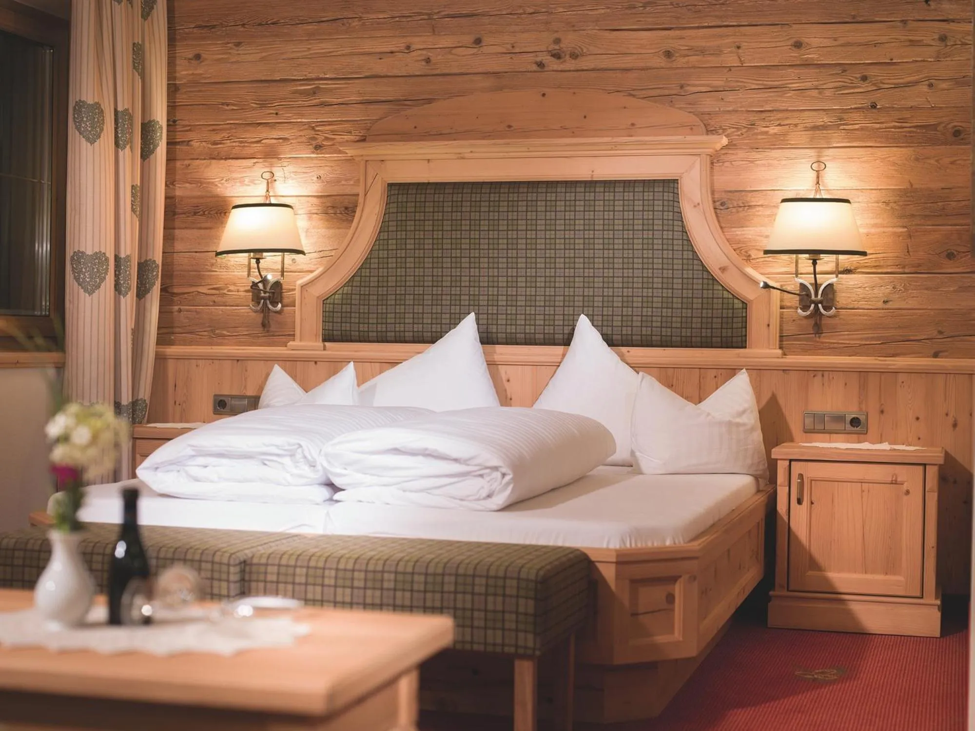 Bed in Alpenresort Fluchthorn