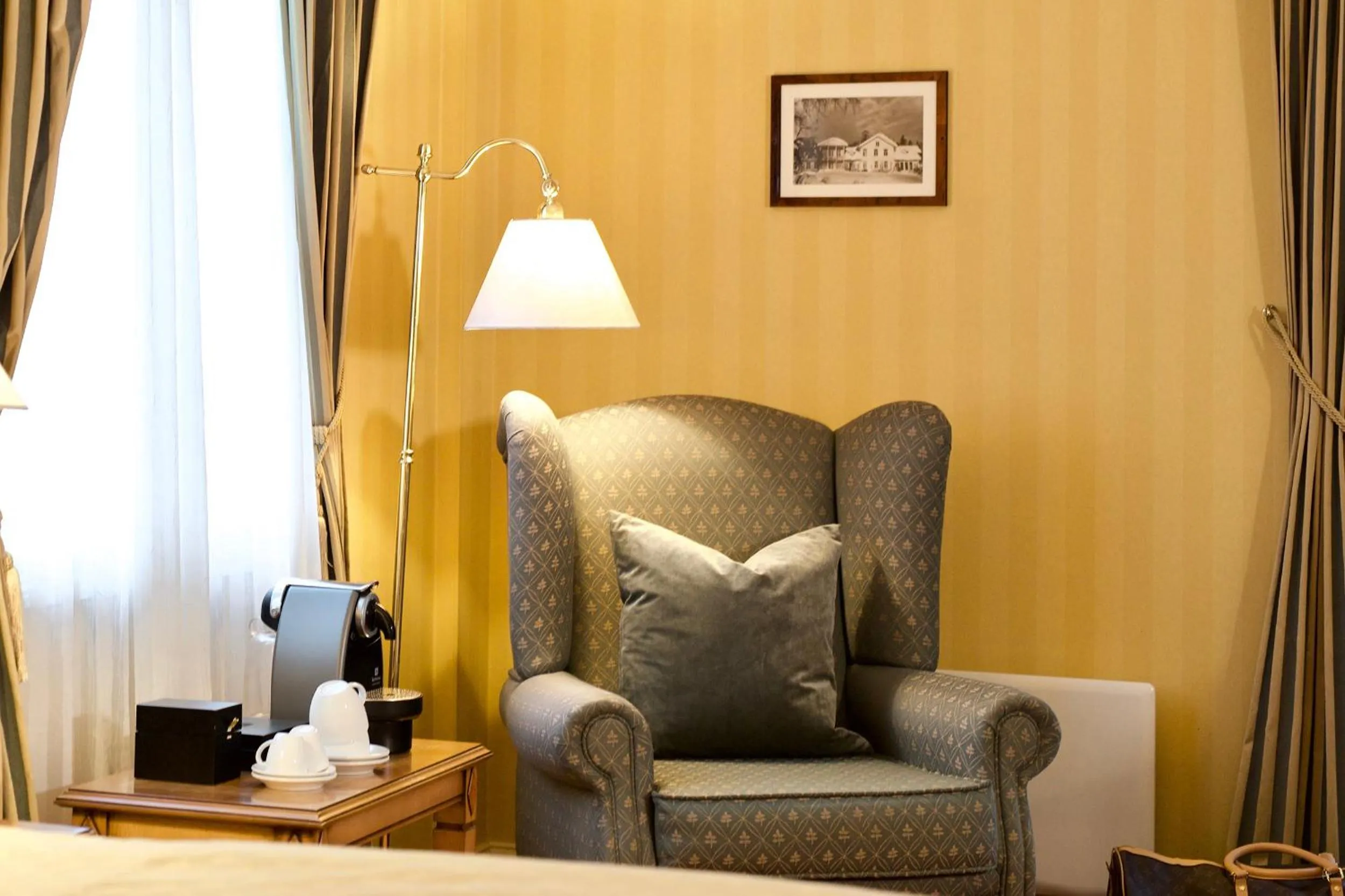 Coffee/tea facilities in Losby Gods Manor