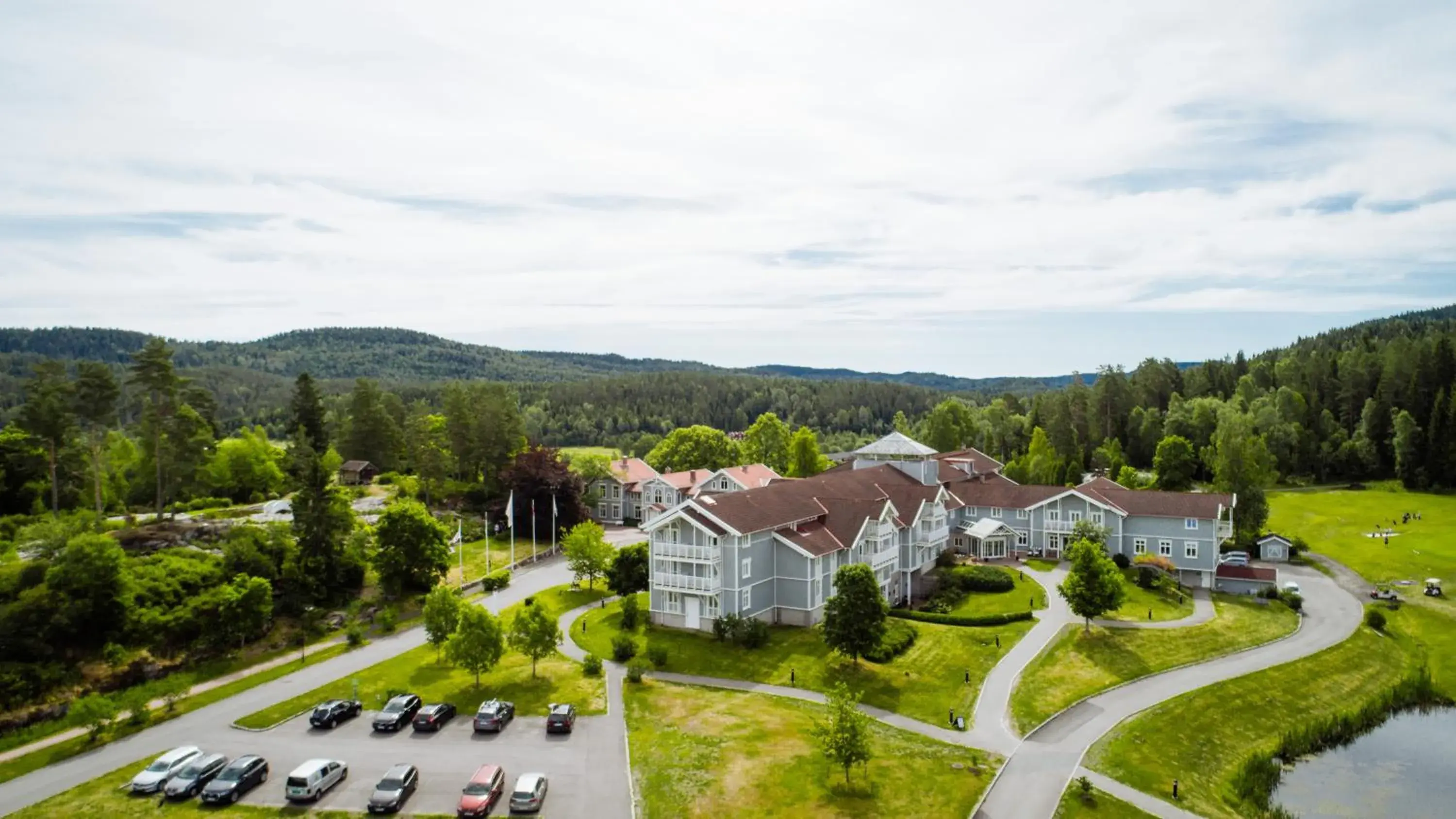 Property building in Losby Gods Manor Property building in Losby Gods Manor