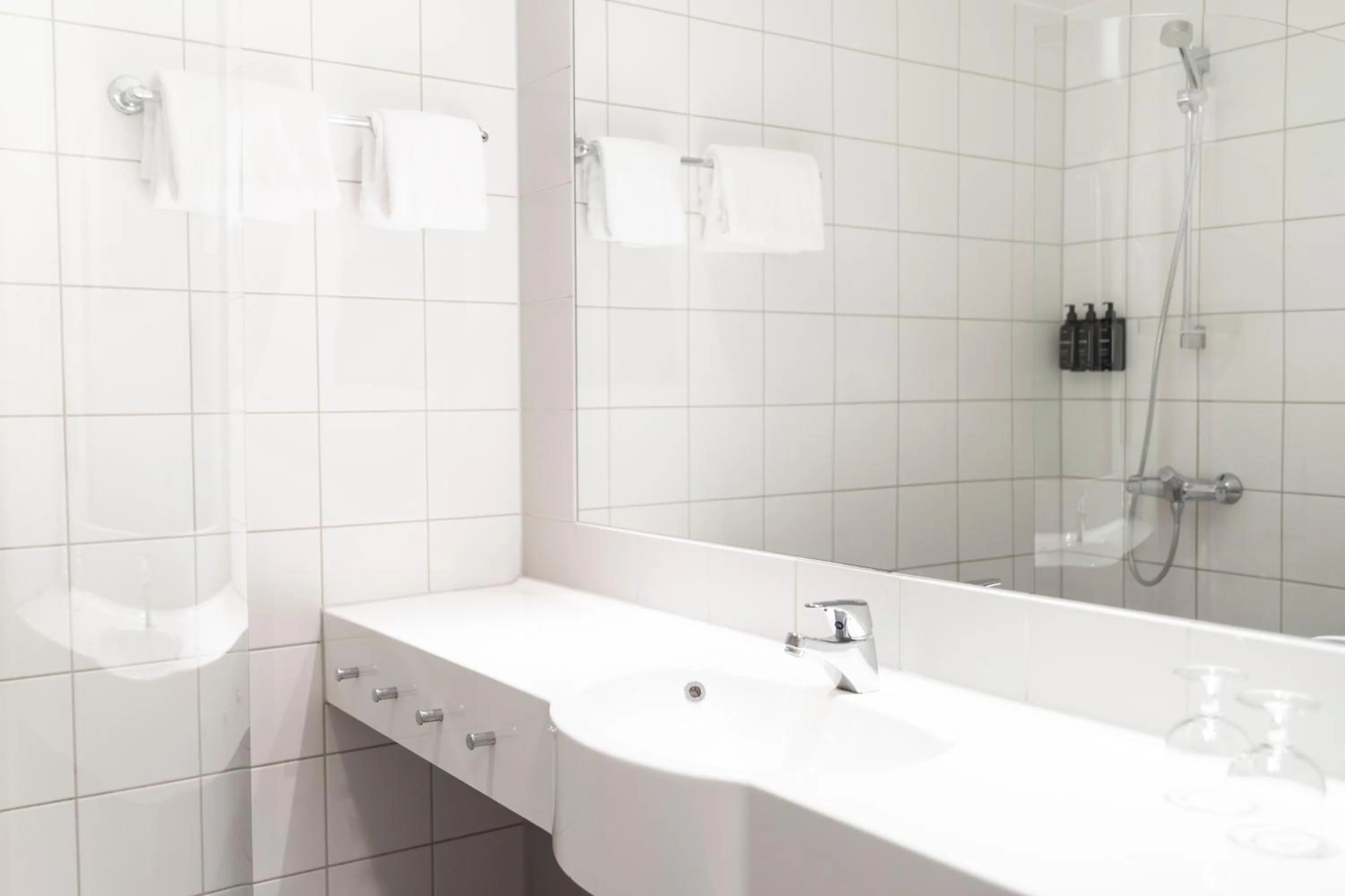 Bathroom in Home Hotel Bryggeparken