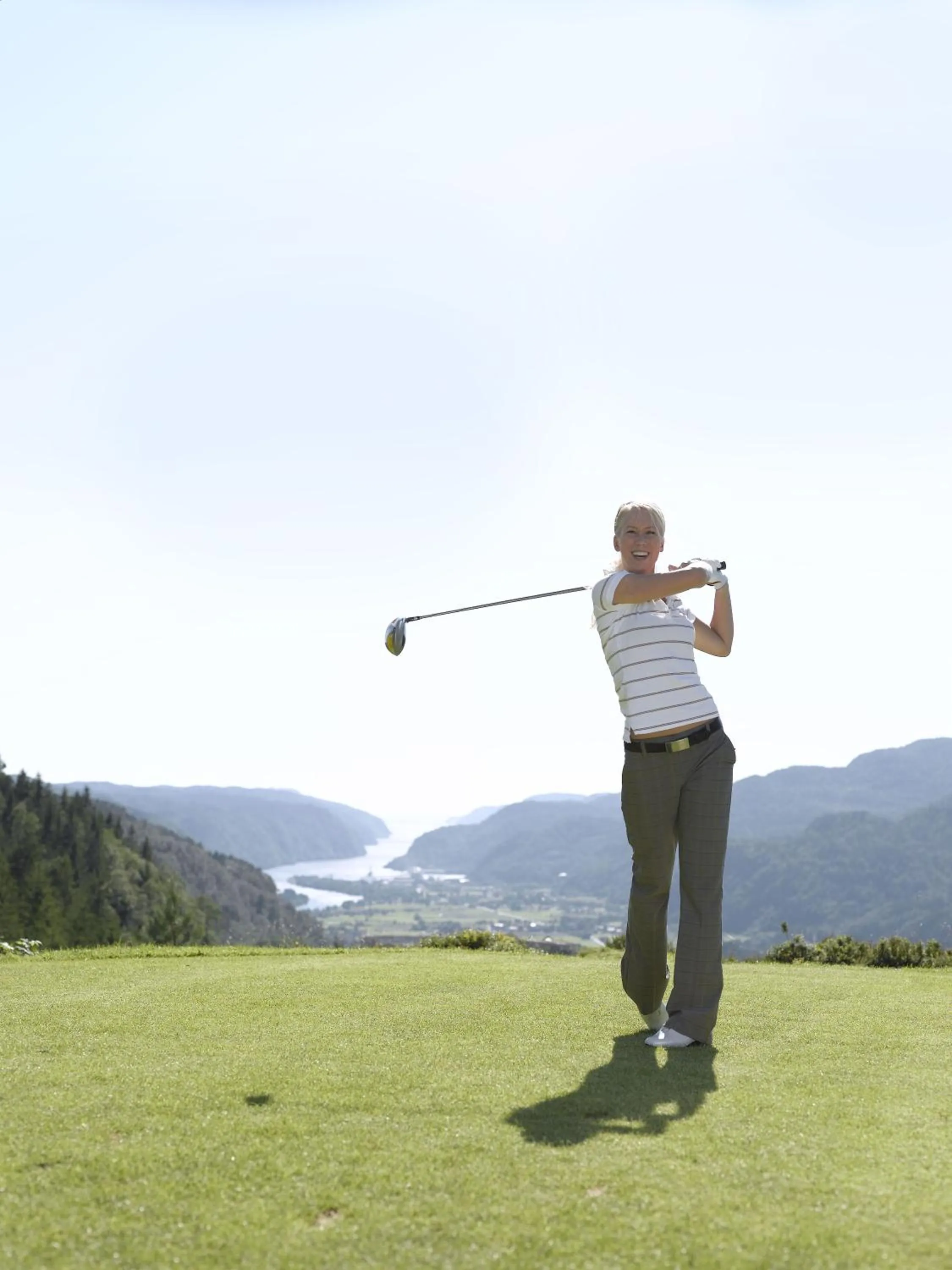 Golfcourse in Utsikten Hotell Kvinesdal - Unike Hoteller