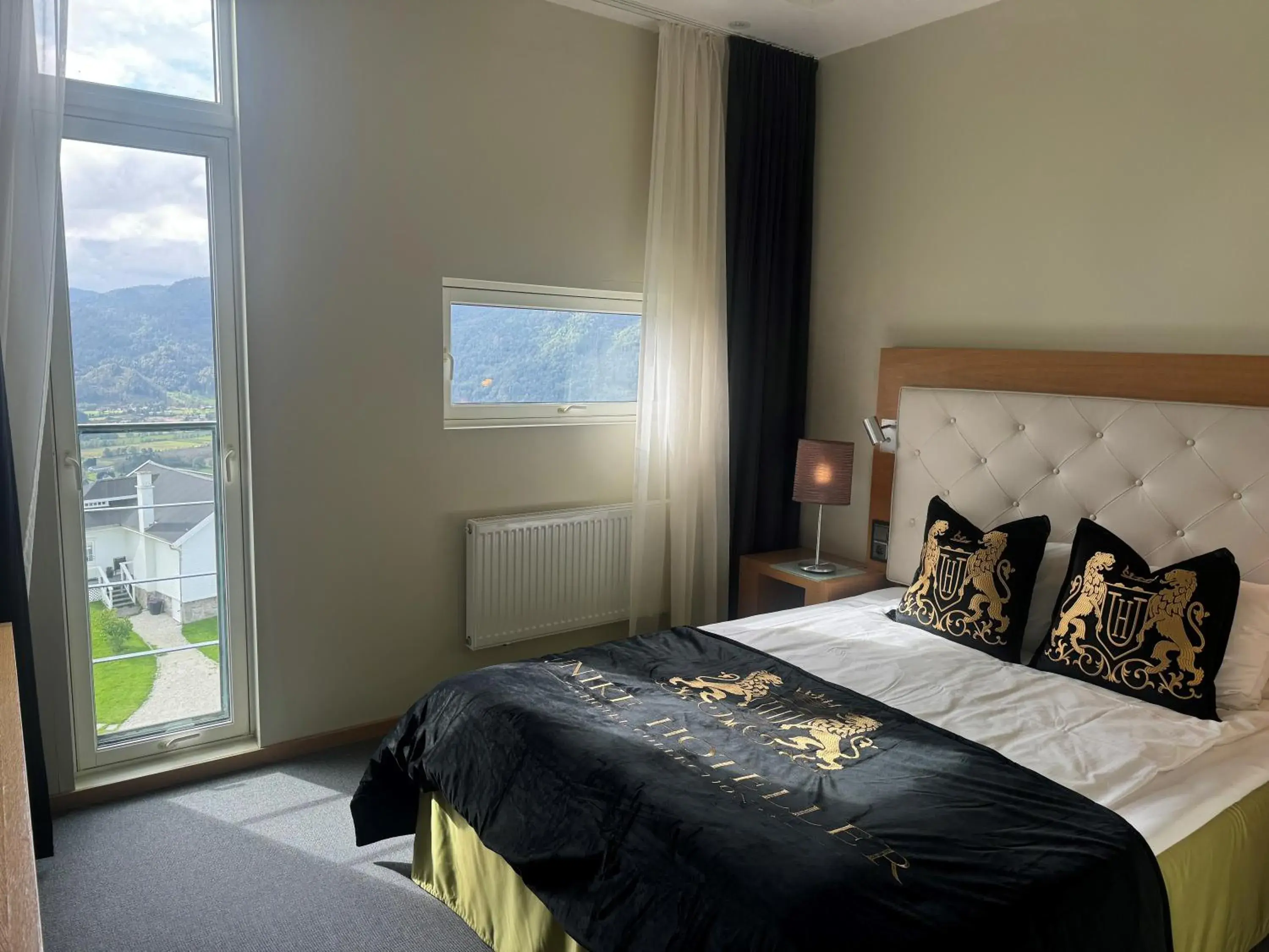 One-Bedroom Suite in Utsikten Hotell Kvinesdal - Unike Hoteller One-Bedroom Suite in Utsikten Hotell Kvinesdal - Unike Hoteller