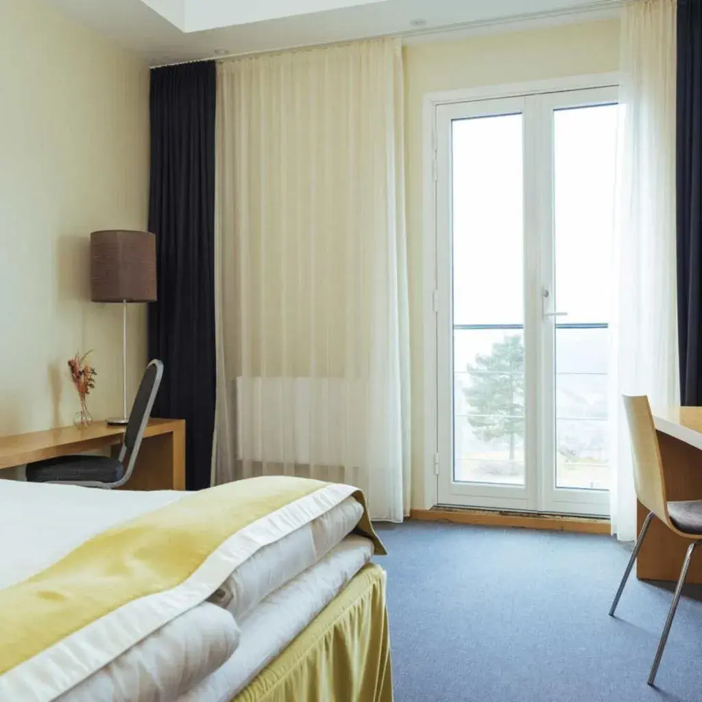 Superior Twin Room with Fjord View in Utsikten Hotell Kvinesdal - Unike Hoteller Superior Twin Room with Fjord View in Utsikten Hotell Kvinesdal - Unike Hoteller