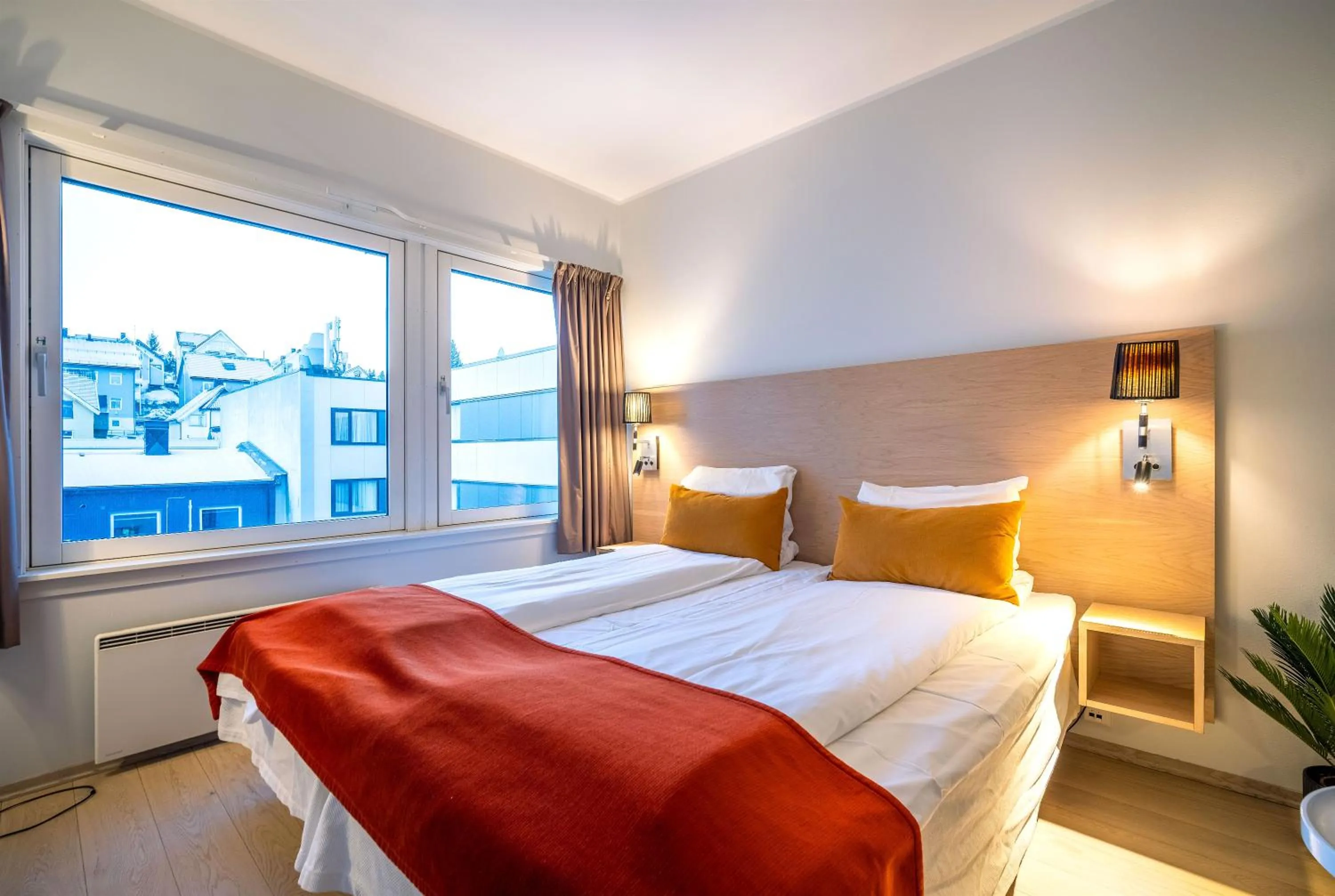 Bedroom, Bed in Enter City Hotel