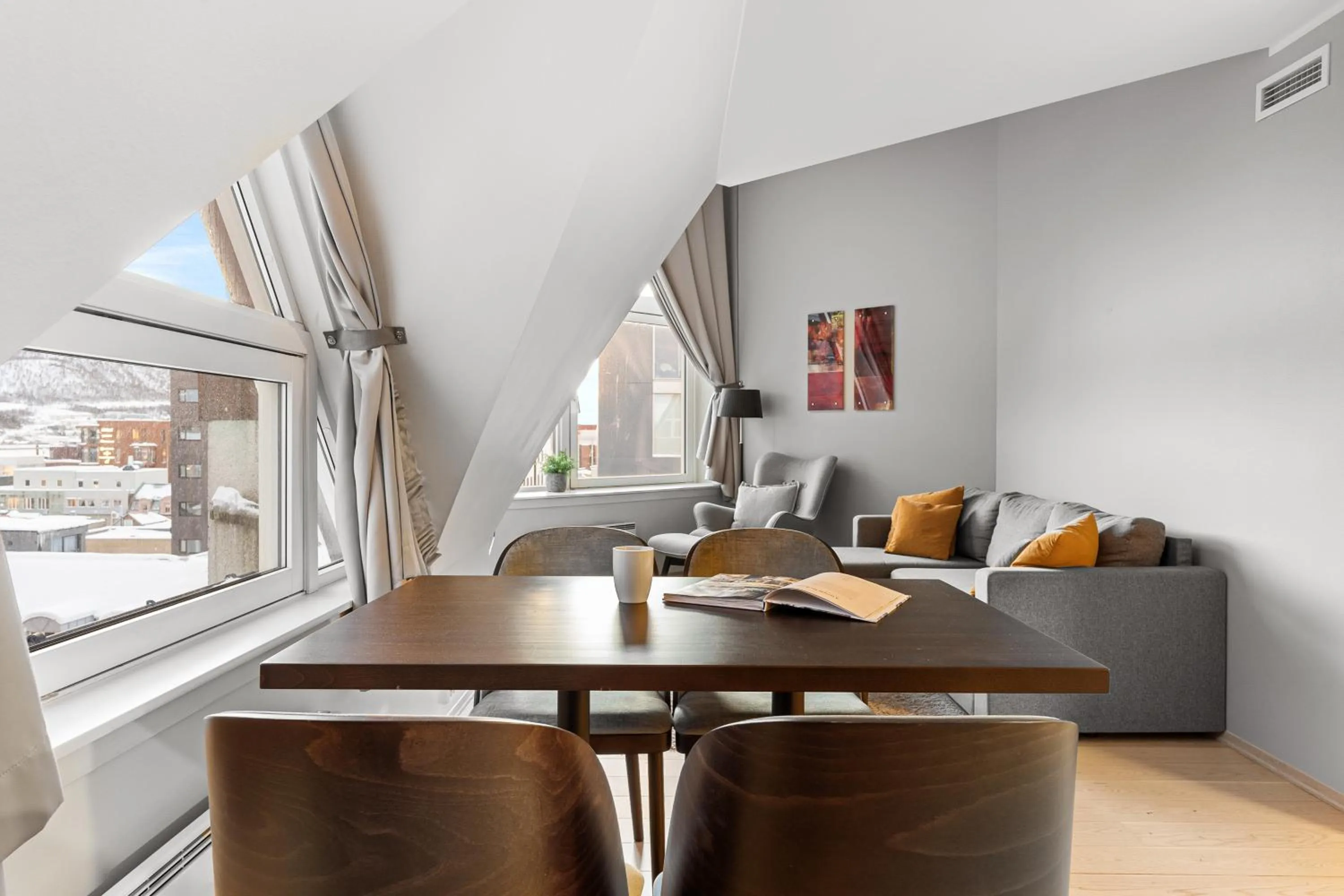 Living room in Enter City Hotel